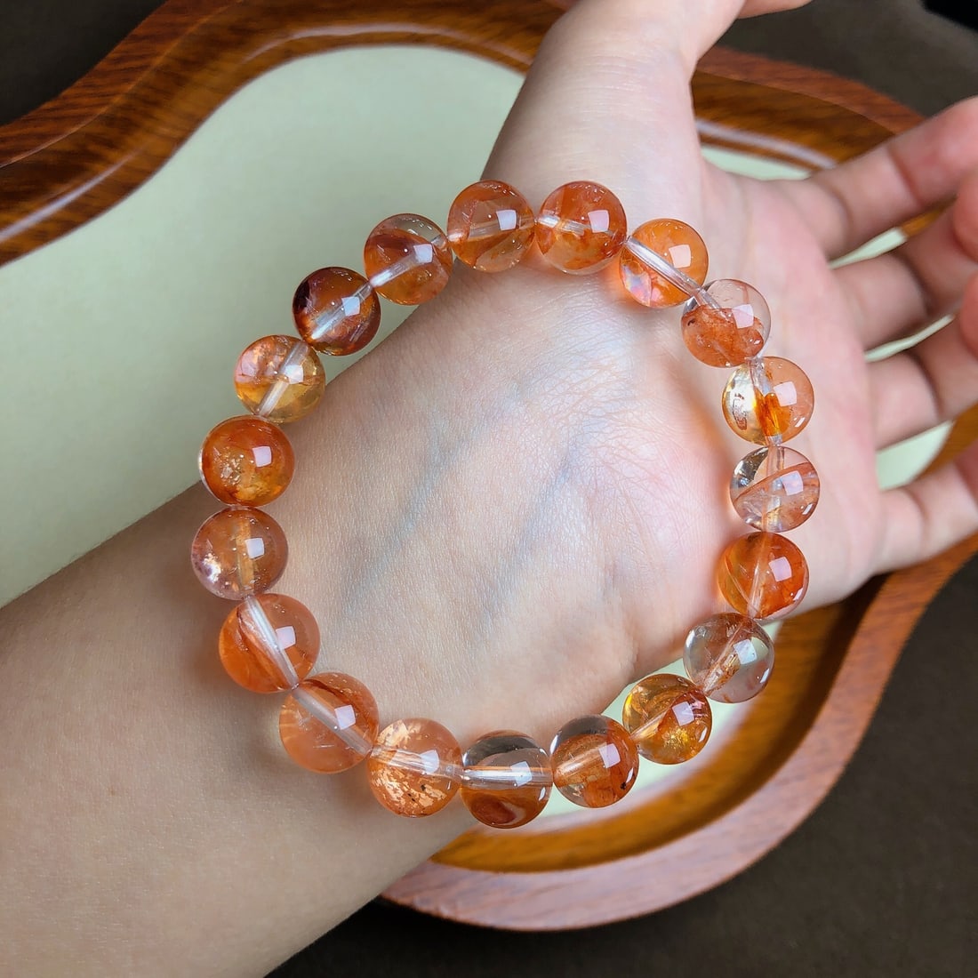 An Exquisite Crystal Bracelets - 2