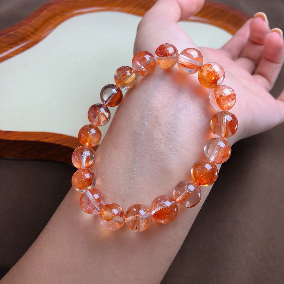 An Exquisite Crystal Bracelets - 4