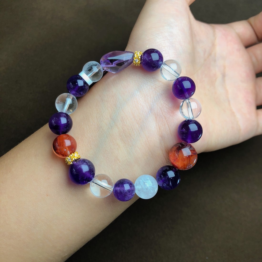 An Exquisite Crystal Bracelets - 2