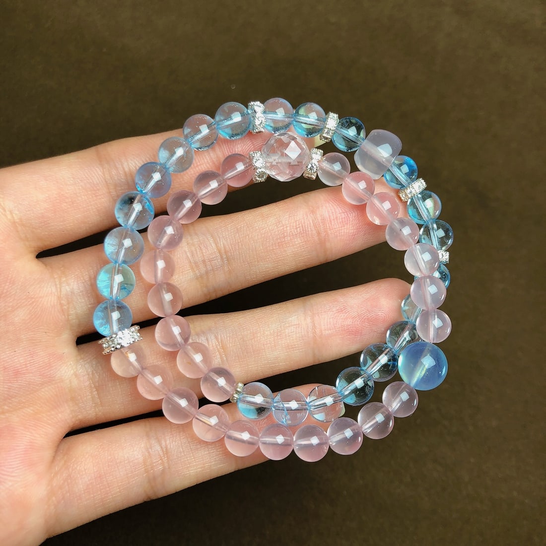 An Exquisite Crystal Bracelets: An Exquisite Crystal Bracelets,Size:6.7mm,10.7mm, Weight:32.3g 水晶手串
