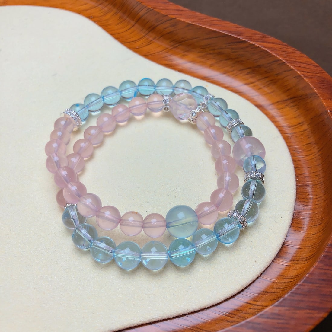 An Exquisite Crystal Bracelets - 7