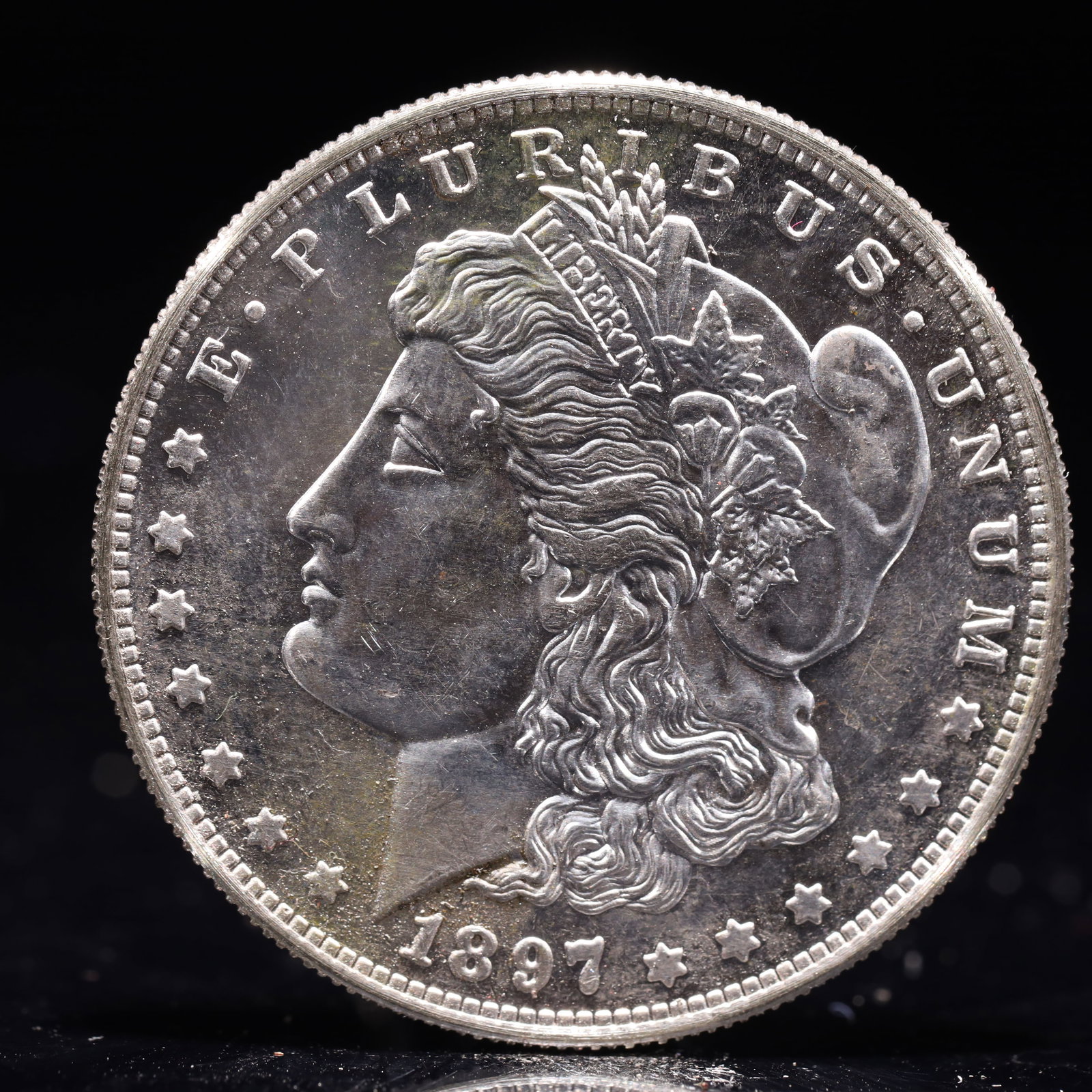 USA Morgan Dollar 1897 Coin (1 of 2)