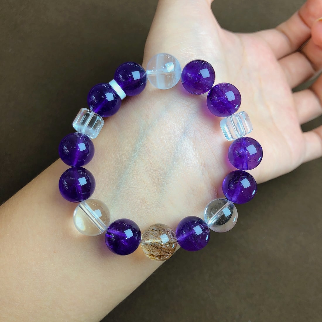 An Exquisite Crystal Bracelets - 2