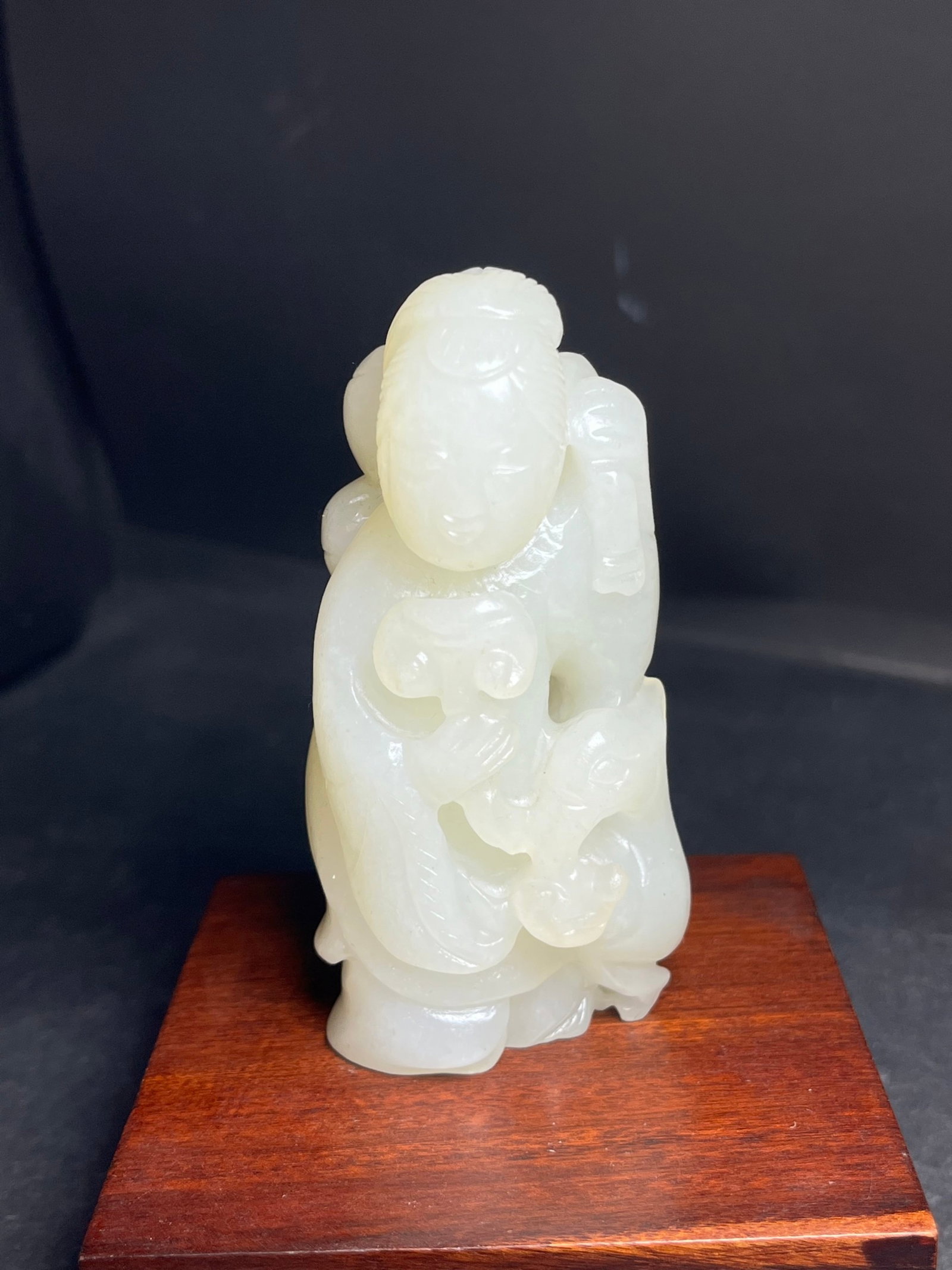 An Exquisite White Jade Figure Hand Piece (1 of 7)