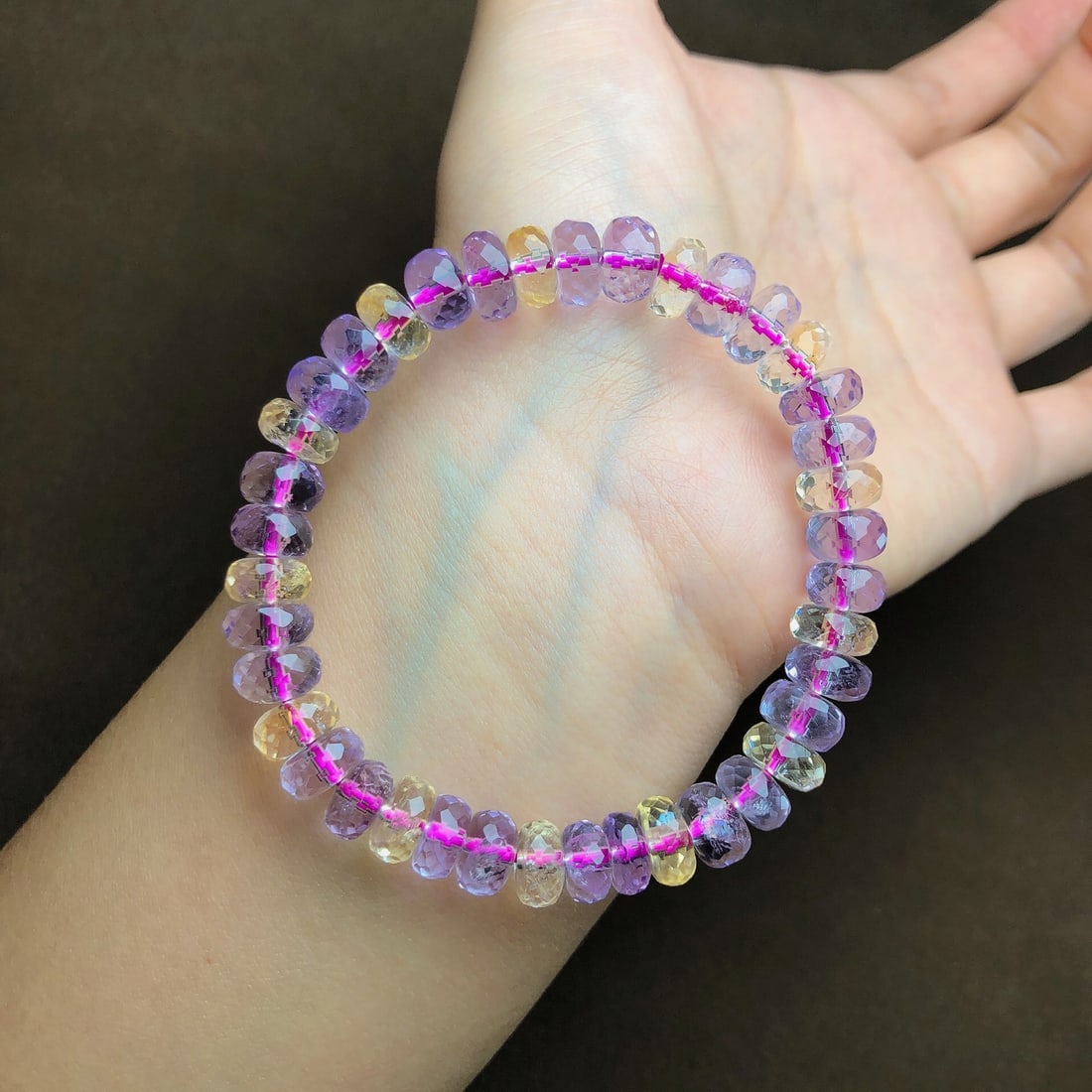 An Exquisite Crystal Bracelets - 2