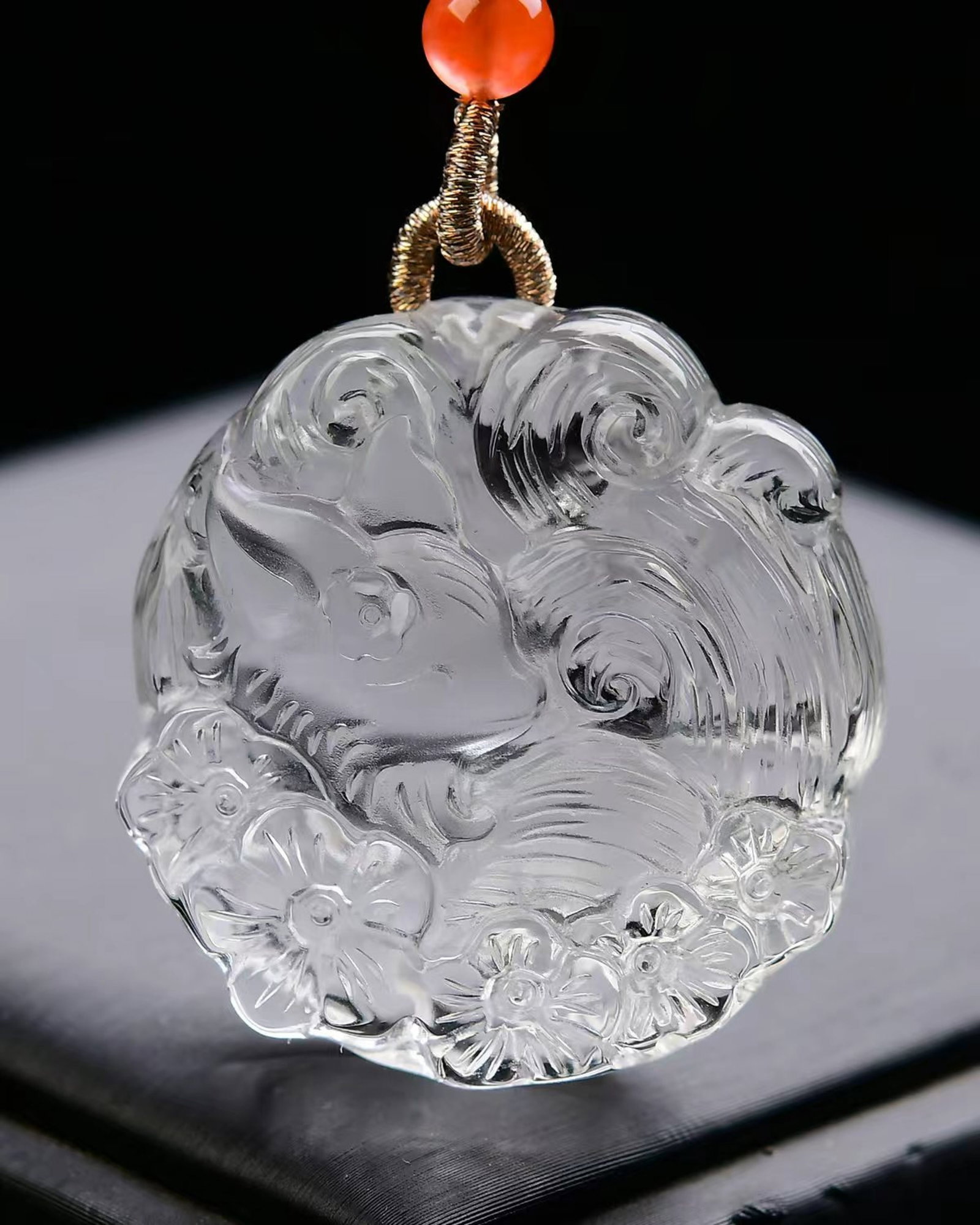 An Exquisite Crystal Nine-Tailed Fox Pendant: An Exquisite Crystal Nine-Tailed Fox Pendant,Size:34mmx30mmx12mm,Weight:20.7g 水晶九尾狐吊坠