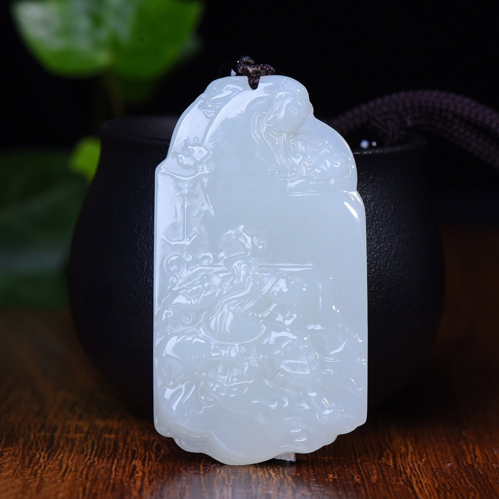 An Exquisite White Jade Guangong Pattern Pendant: An Exquisite White Jade Guangong Pattern Pendant,Size:34mmx62mm