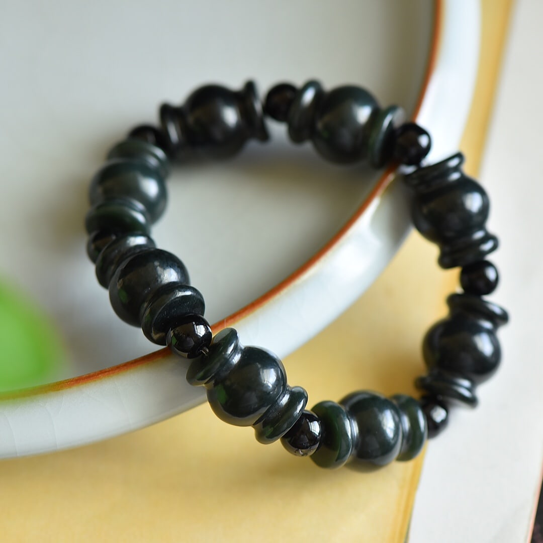 An Exquisite Sapphire Bracelets - 3