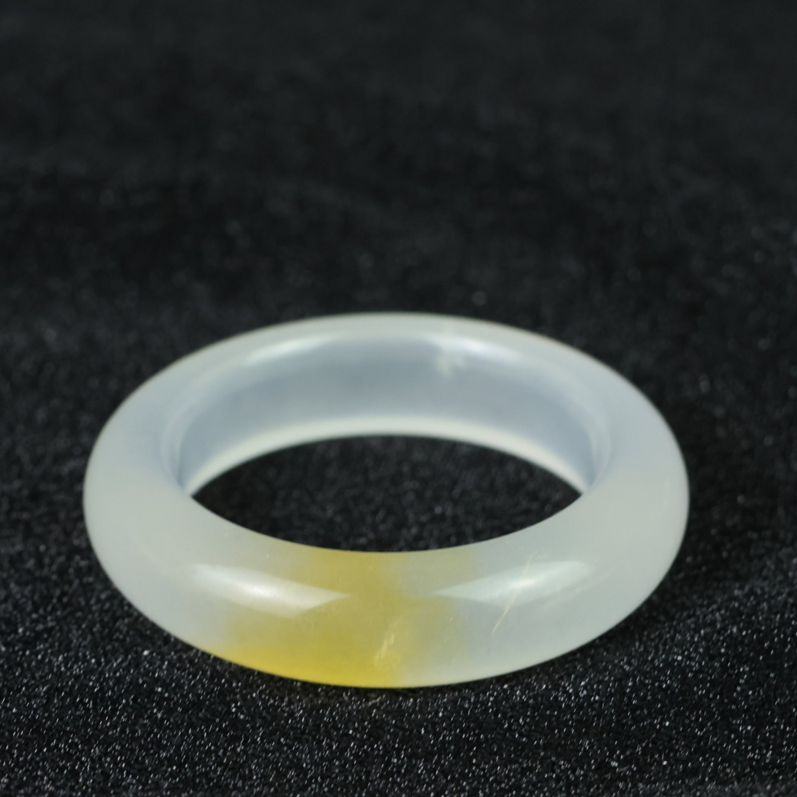 An Exquisite Jadeite Bracelets - 6