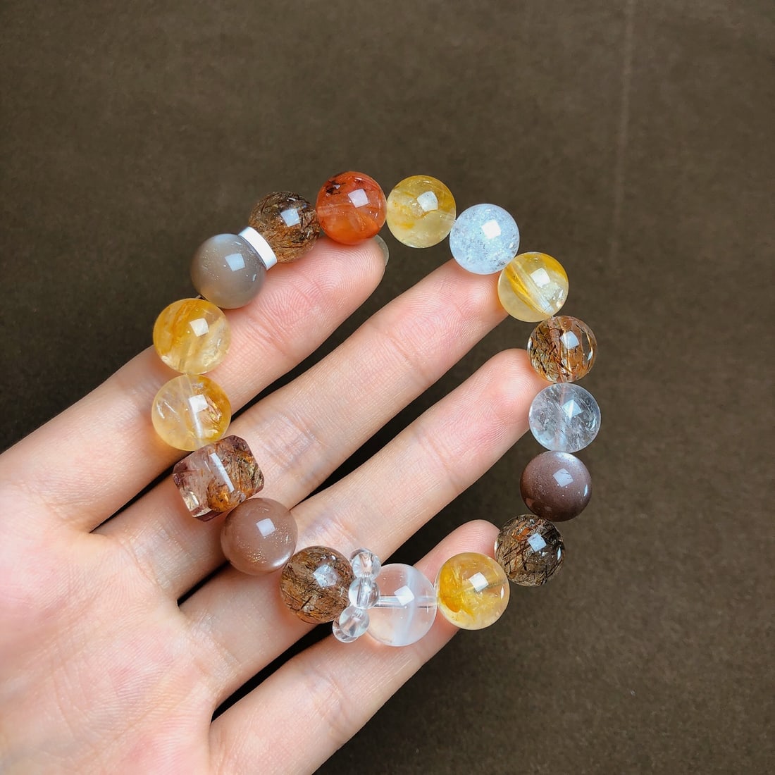 An Exquisite Crystal Bracelets: An Exquisite Crystal Bracelets,Size:11.6mm,10mmx10mm,Weight:35.6g 水晶手串