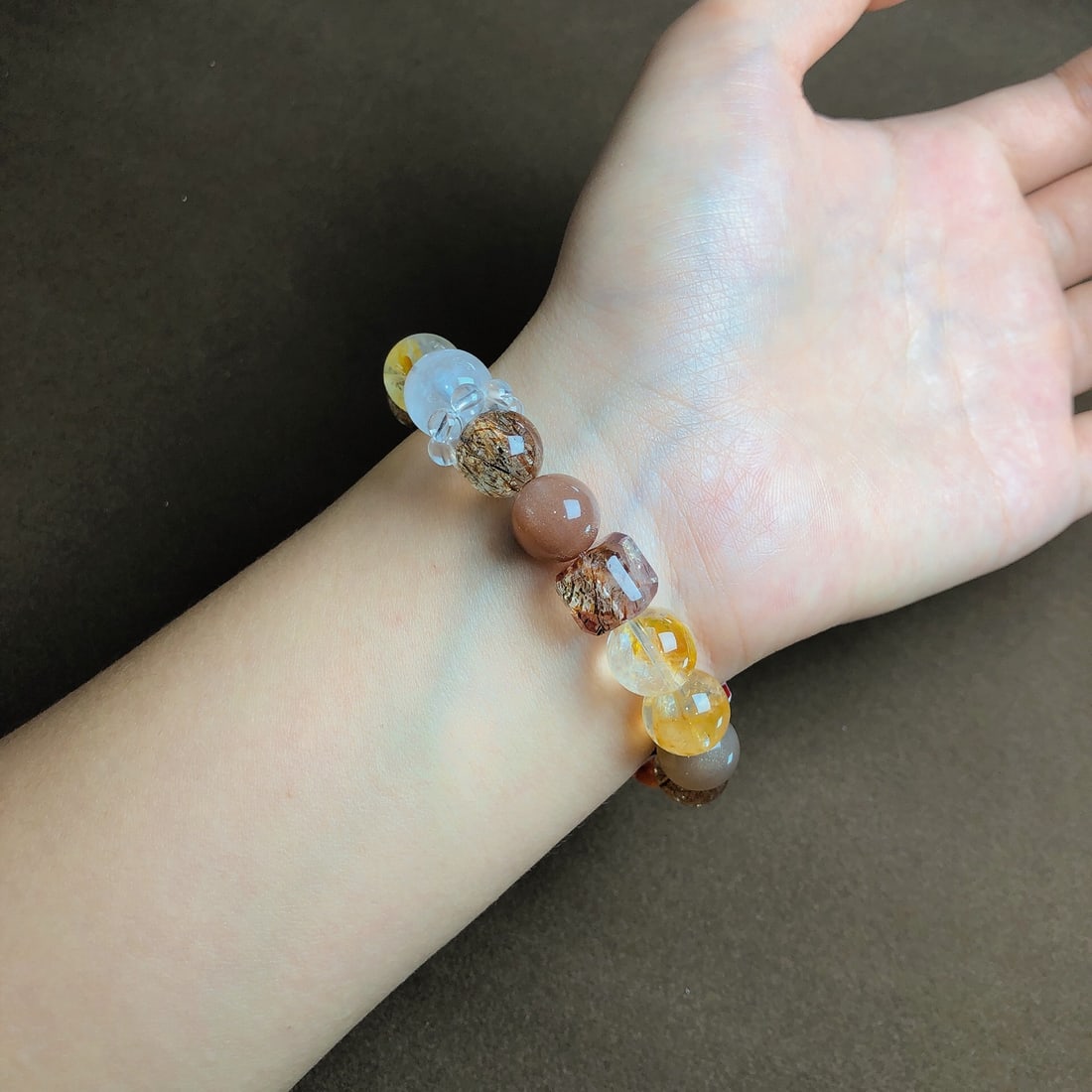 An Exquisite Crystal Bracelets - 6