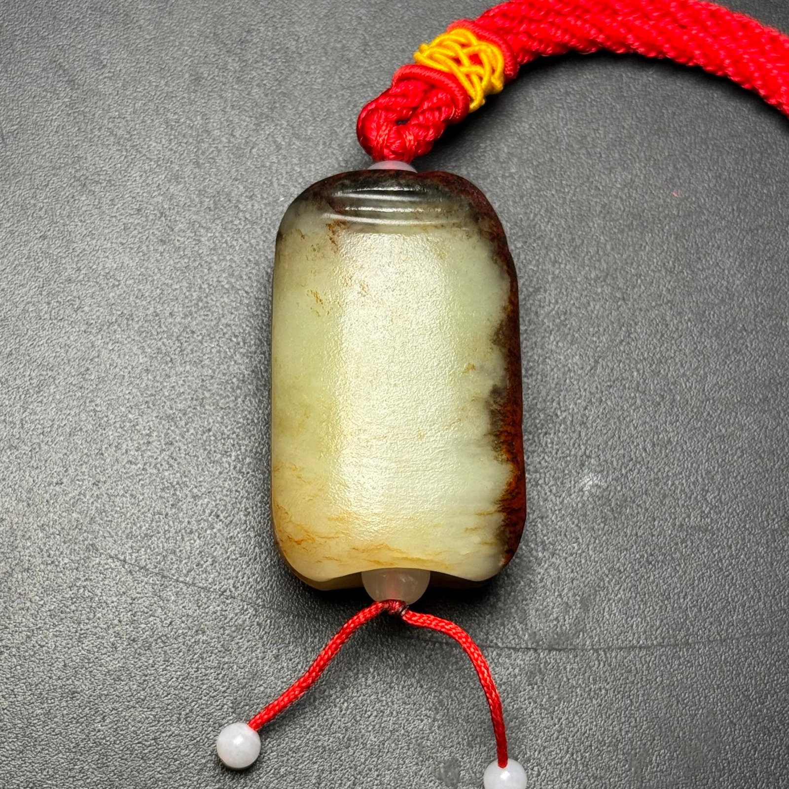 An Exquisite White Jade Turtle shell-Shaped Pendant (1 of 7)