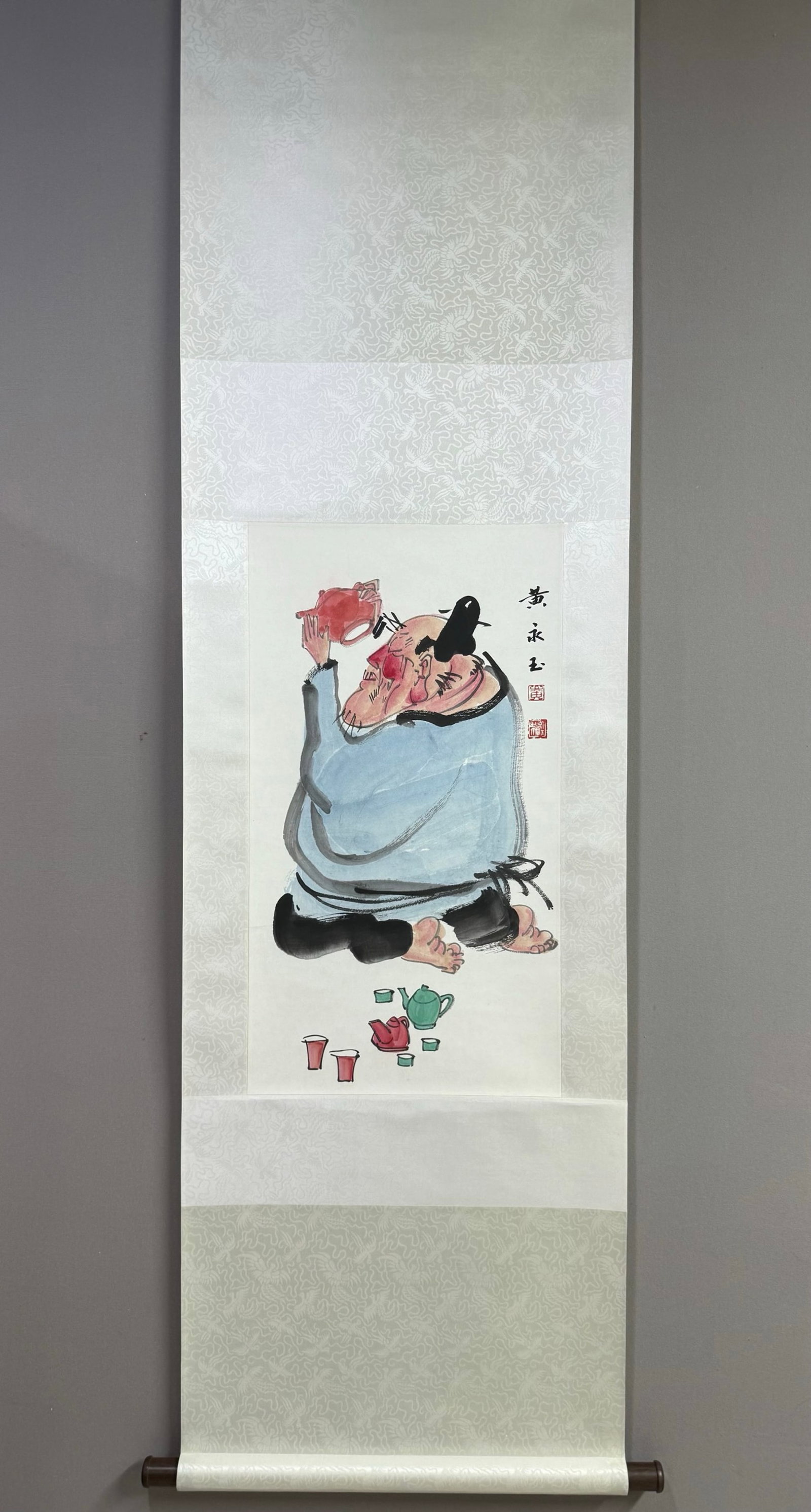 A Chinese Vertical Scroll Ink Painting of Figure on Paper,Huang Yongyu: A Chinese Vertical Scroll Ink Painting of Figure on Paper,Huang Yongyu,Size:26.8inx14.6in 一幅中国水墨人物画立轴,黄永ħ
