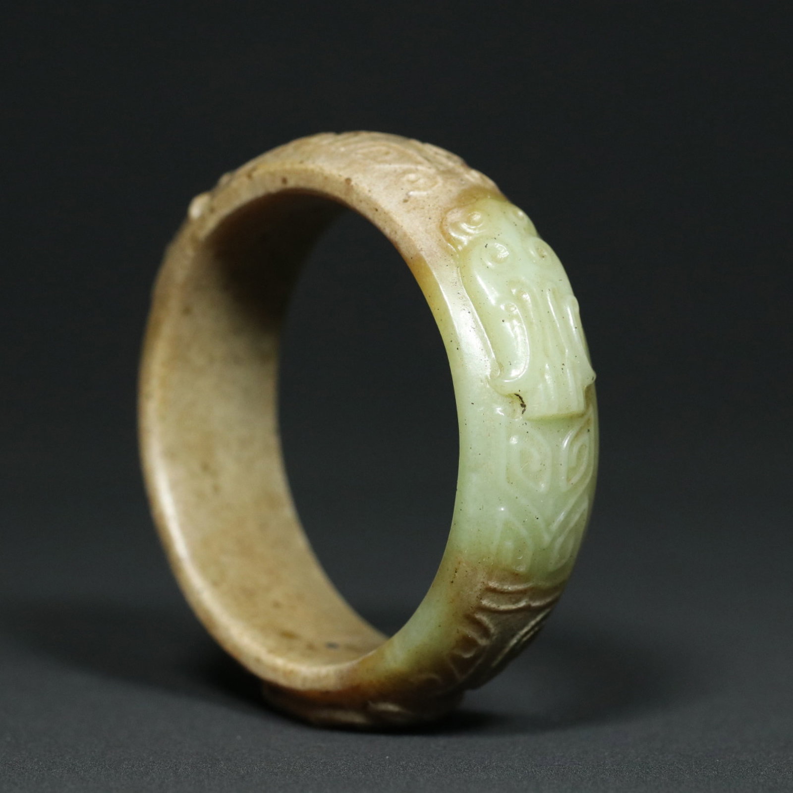 An Exquisite White Jade Cicada Pattern Bracelets - 3