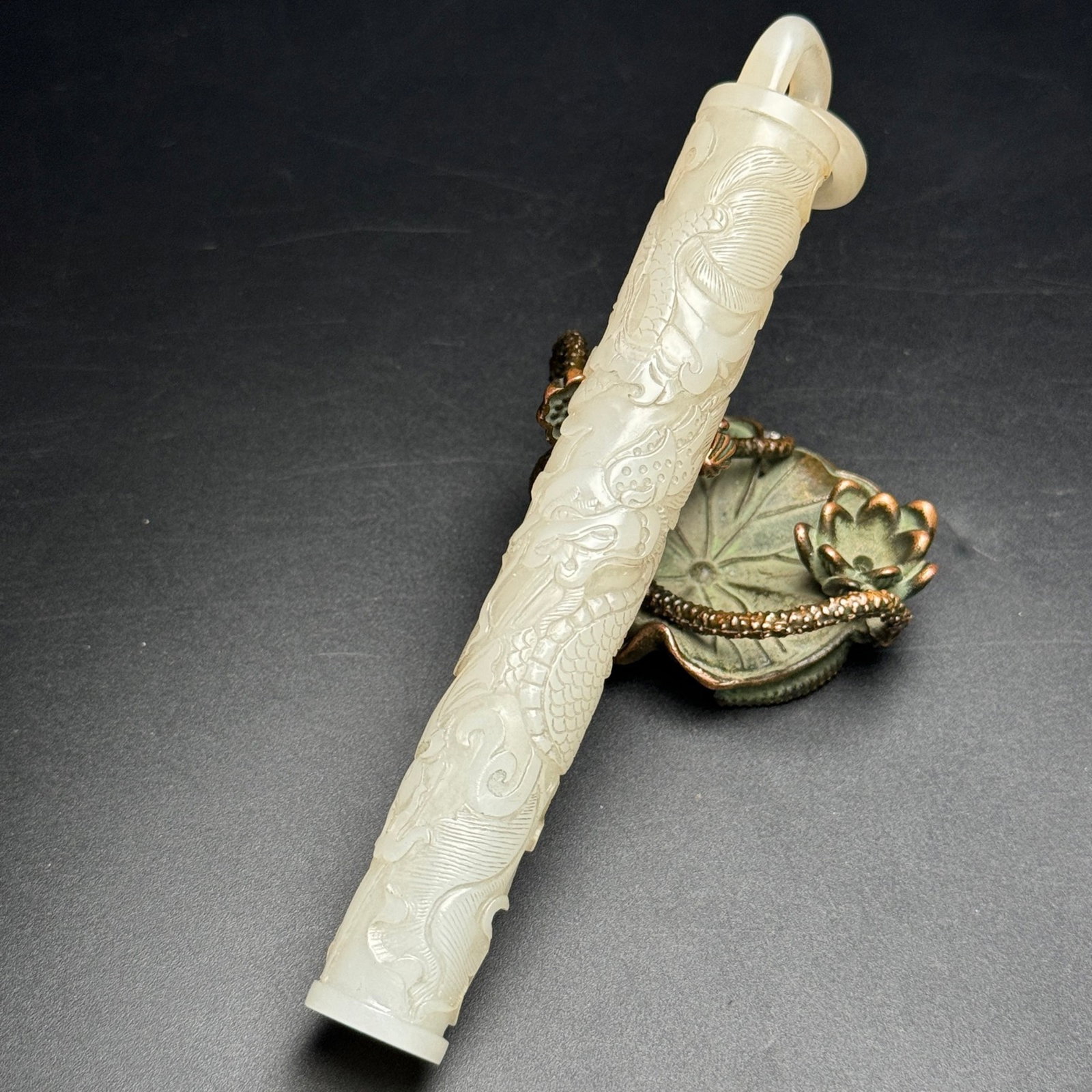 An Exquisite White Jade Dragon Pattern Pendant: An Exquisite White Jade Dragon Pattern Pendant,Qing Dynasty,China,Size:17mmx132mm,Weight:79g 白玉龙纹挂件,中国清代