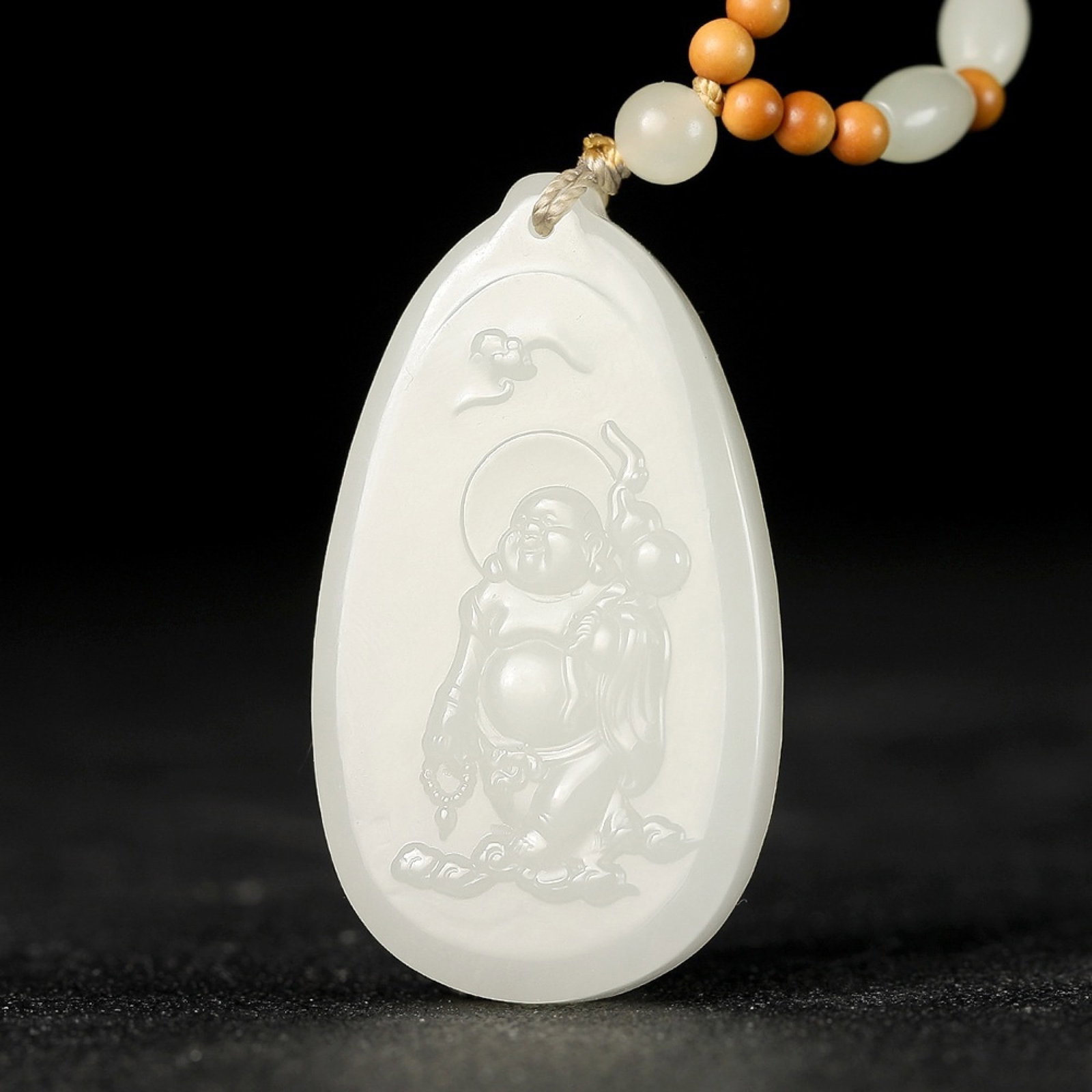An Exquisite White Jade Statue of Maitreya Buddha Pendant: An Exquisite White Jade Statue of Maitreya Buddha Pendant,Size:29mmx17mmx8mm 白玉弥勒佛像挂件
