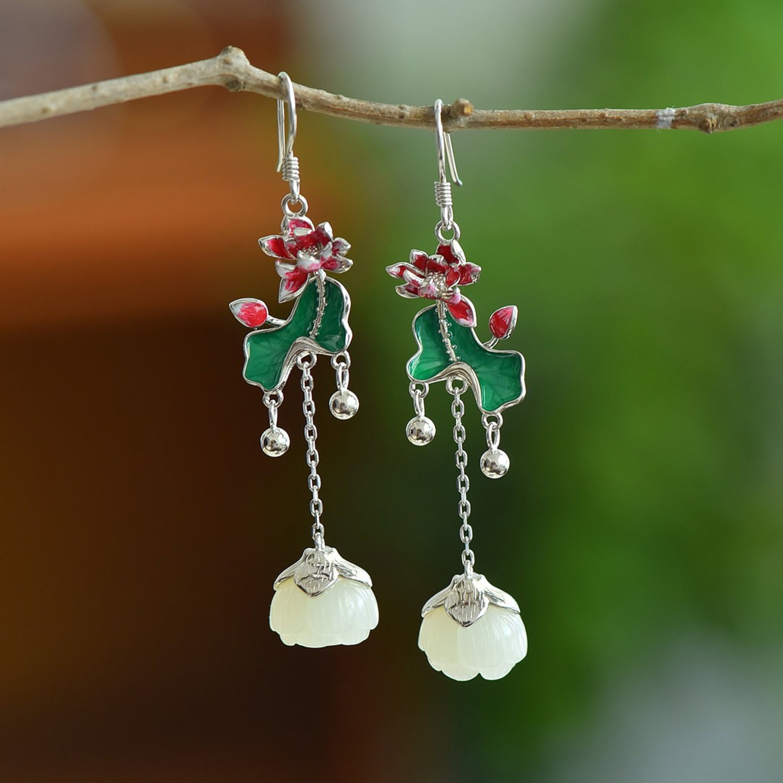 A Pair of Exquisite Sterling Silver Inlaid White Jade Earrings: A Pair of Exquisite Sterling Silver Inlaid White Jade Earrings 一对纯银镶白玉耳环