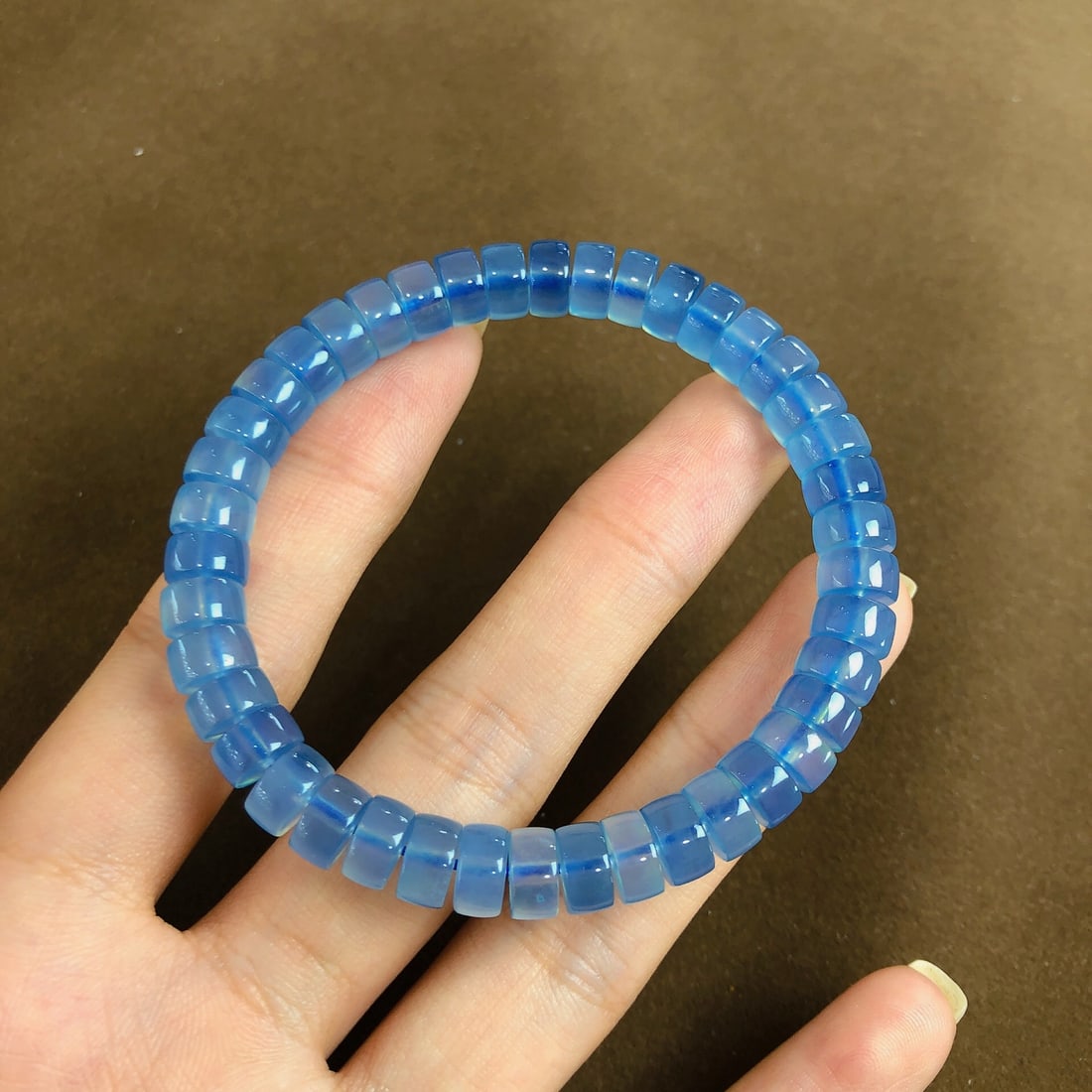 An Exquisite Aquamarine Bracelets: An Exquisite Aquamarine Bracelets,Size:7.7mmx4.2mm, Weight:18g 海蓝宝手串