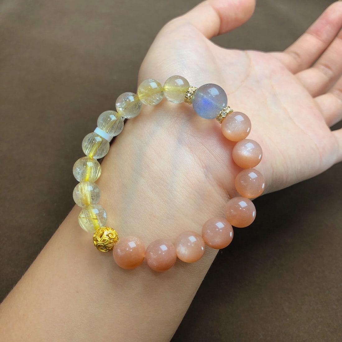 An Exquisite Crystal Bracelets - 3