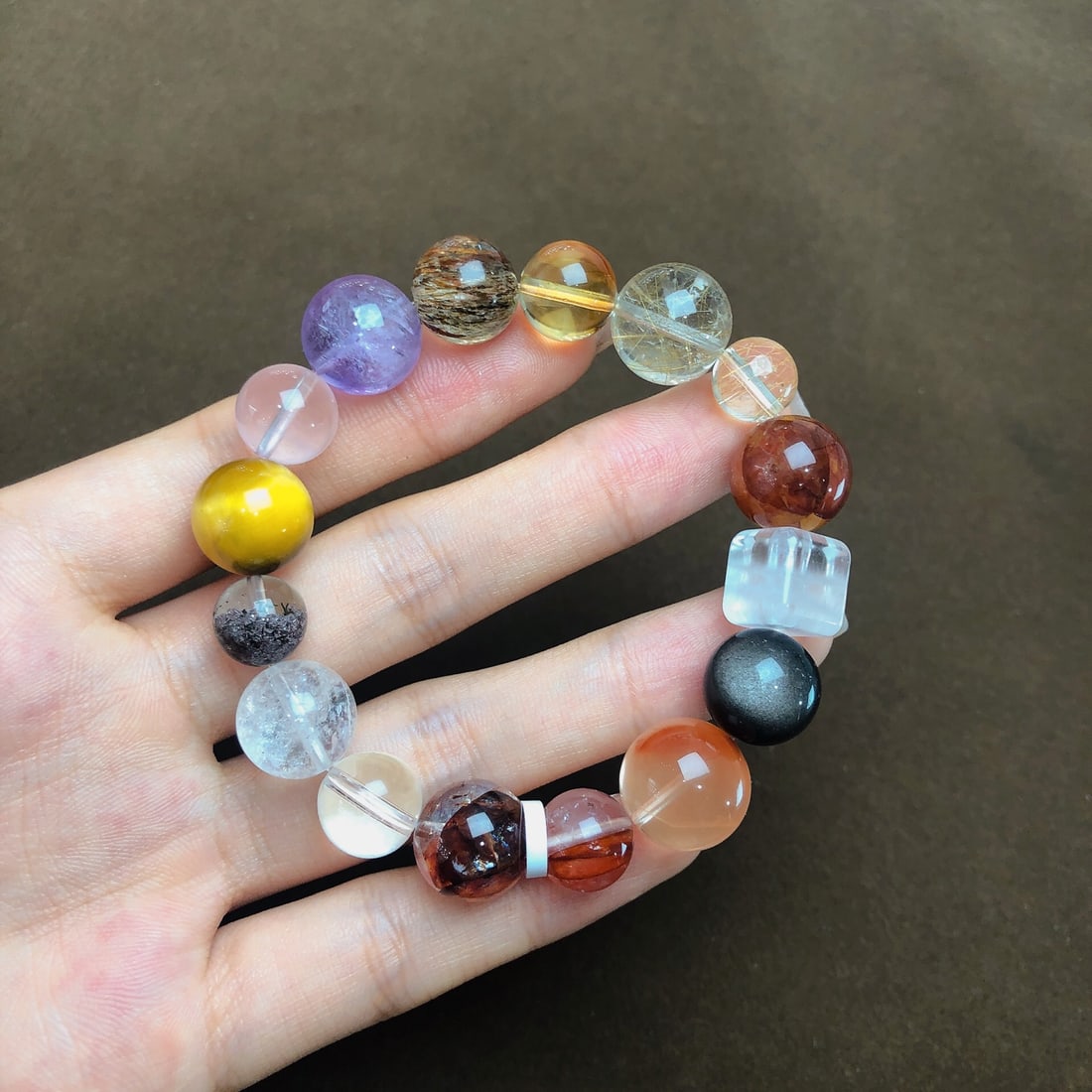 An Exquisite Crystal Bracelets (1 of 9)