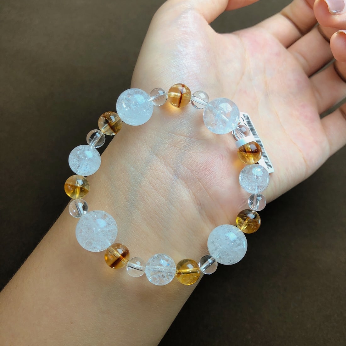 An Exquisite Crystal Bracelets - 2