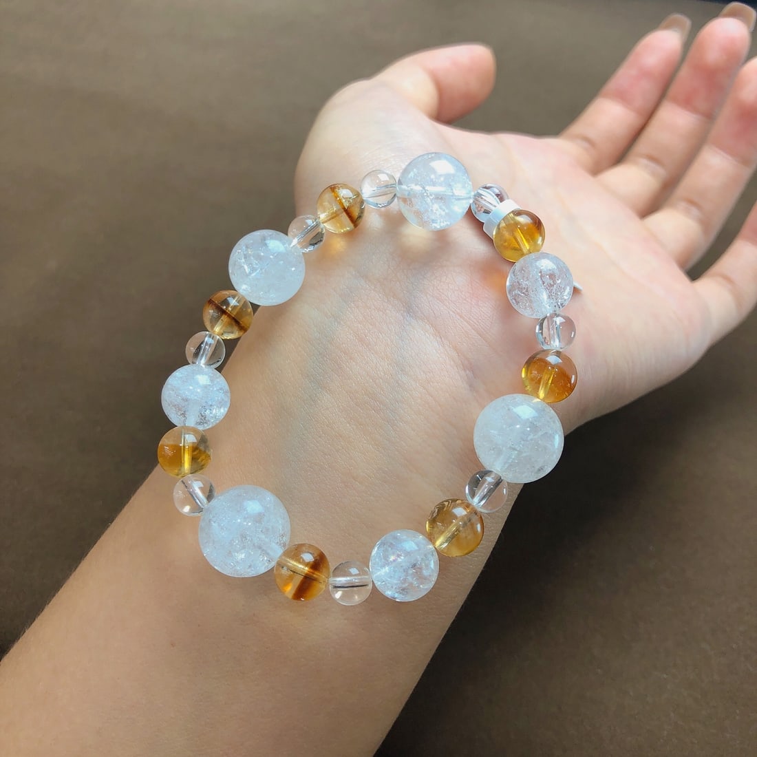 An Exquisite Crystal Bracelets - 3