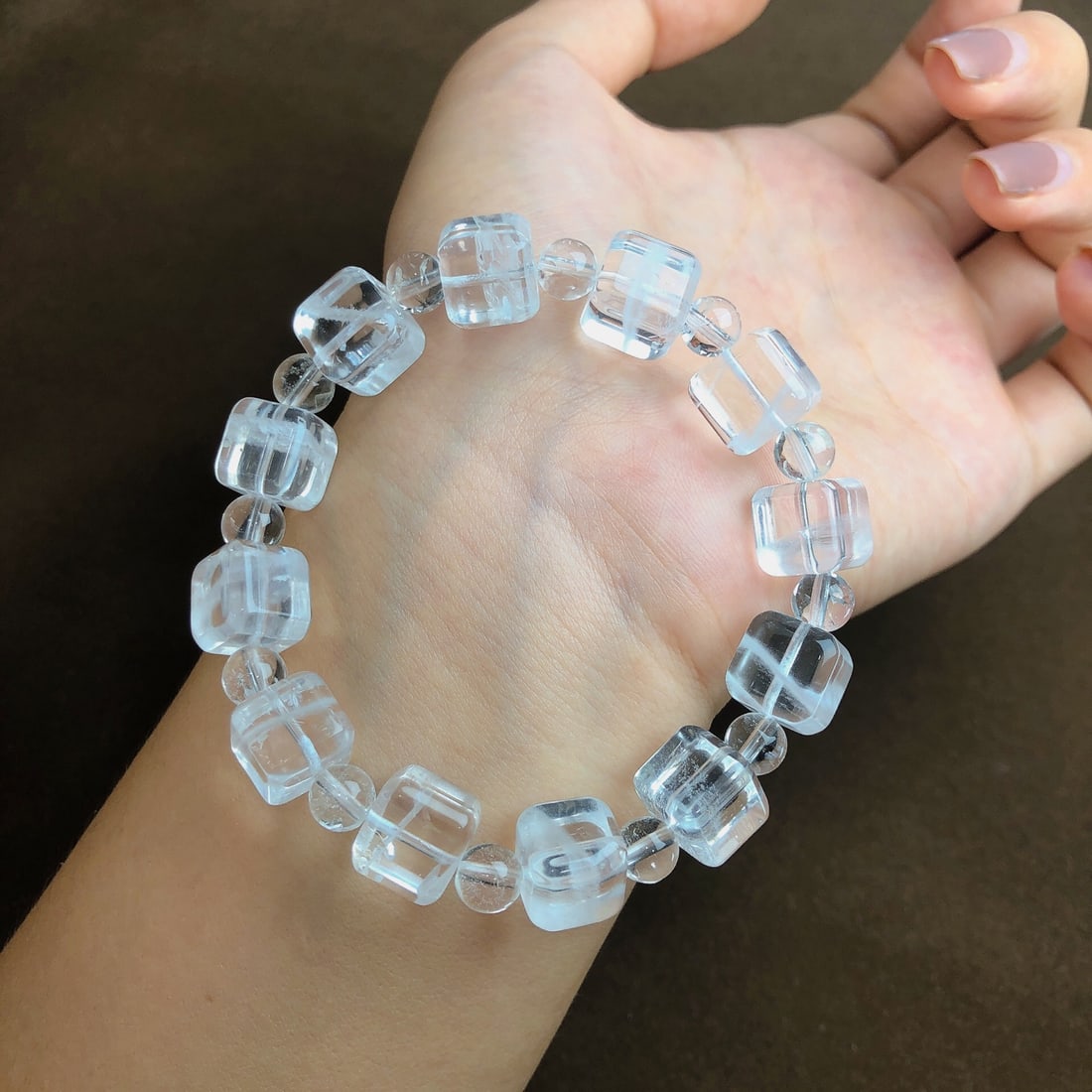 An Exquisite Crystal Bracelets - 2