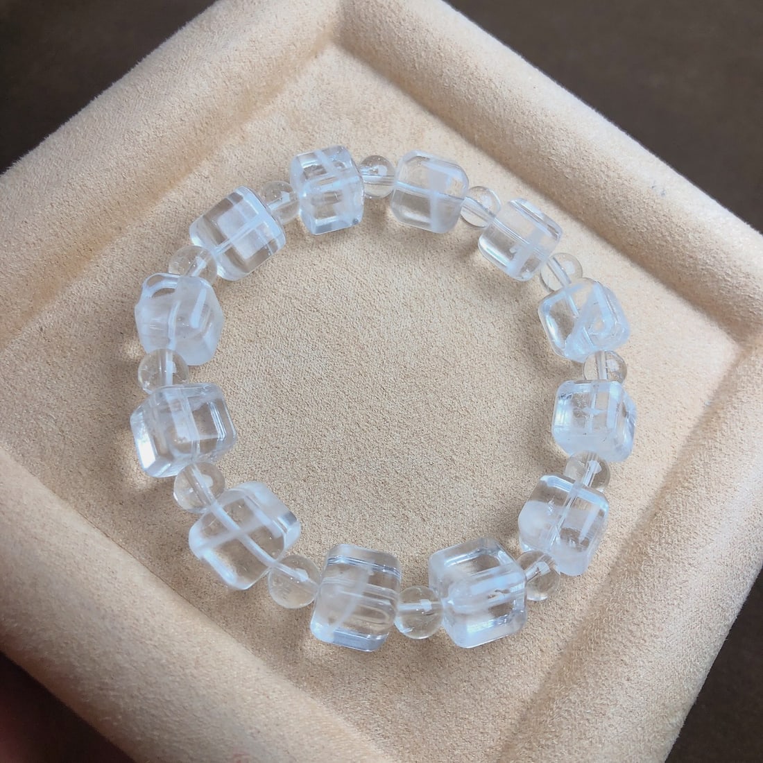 An Exquisite Crystal Bracelets - 6
