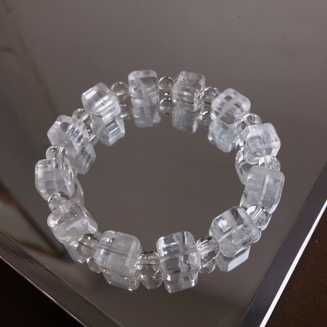 An Exquisite Crystal Bracelets - 8