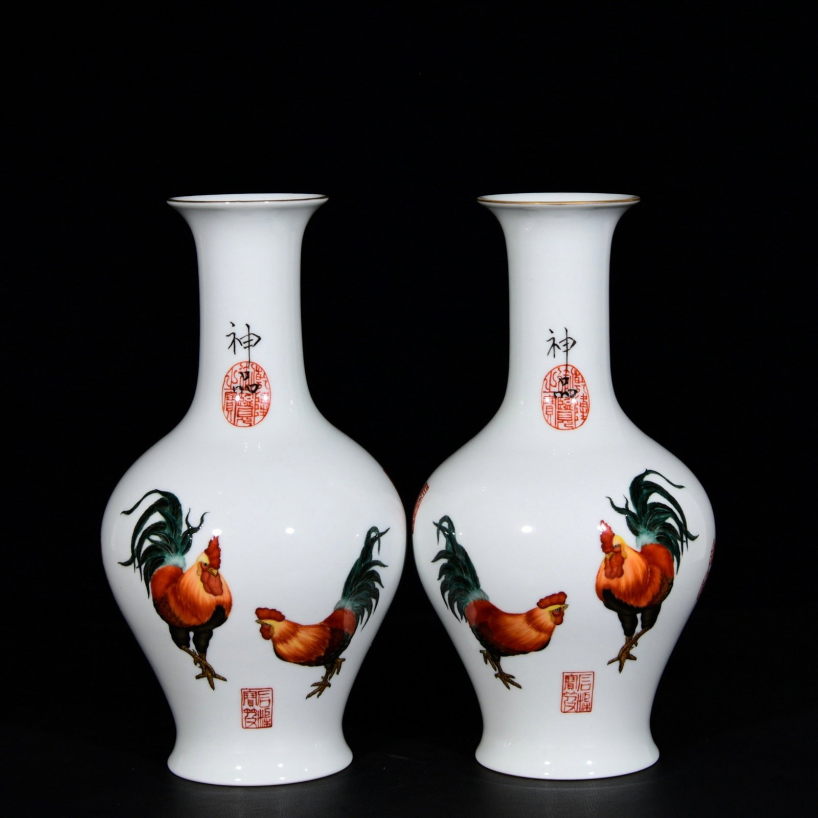 A Pair of Exquisite Enamel Painted Gold Rooster Pattern Vases,With Poem: A Pair of Exquisite Enamel Painted Gold Rooster Pattern Vases,With Poem,Qing Dynasty, China,Qianlong Six-character Mark,Size:9.8inx5.3in