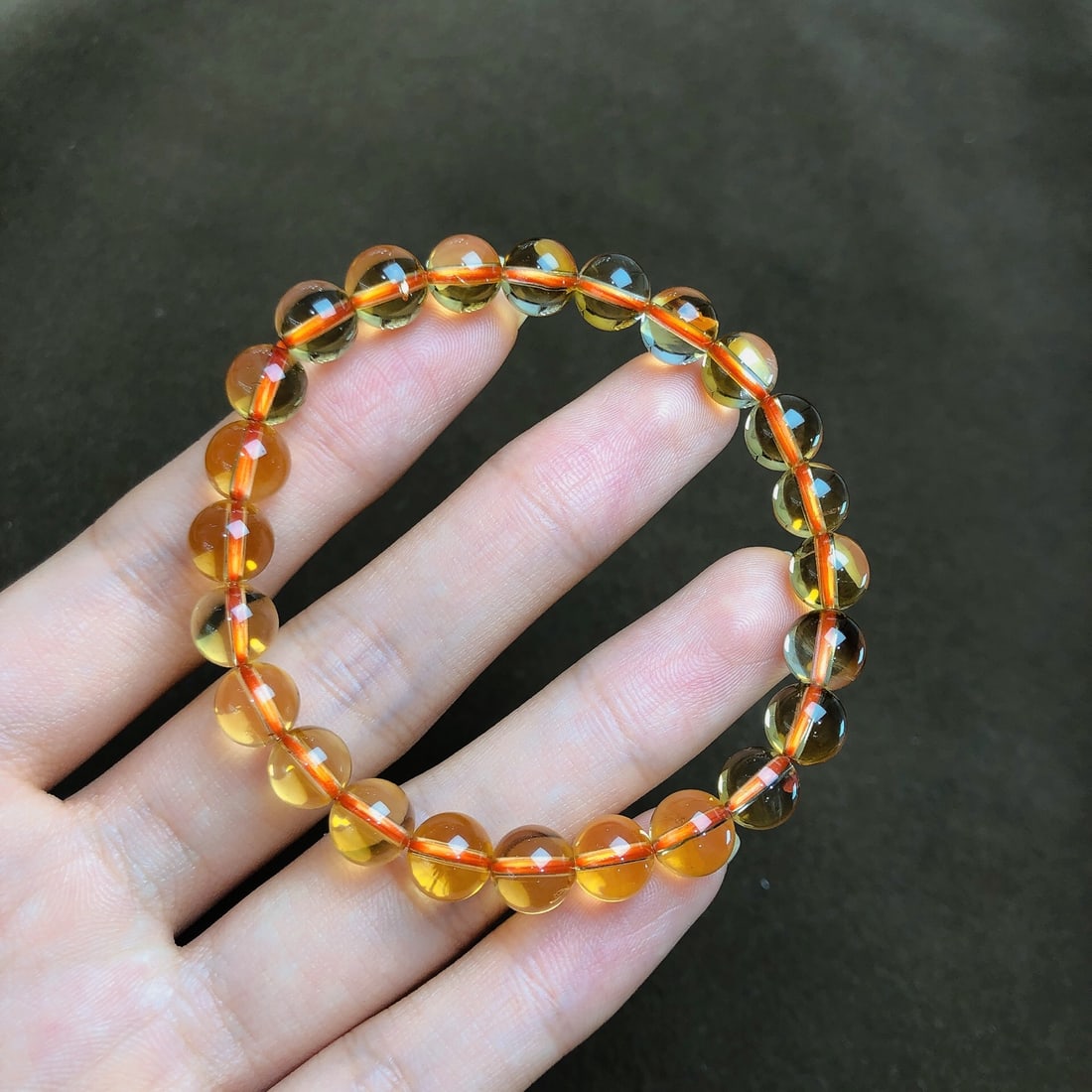 An Exquisite Crystal Bracelets: An Exquisite Crystal Bracelets,Size: 7.4mm, Weight: 14.8g 水晶手串