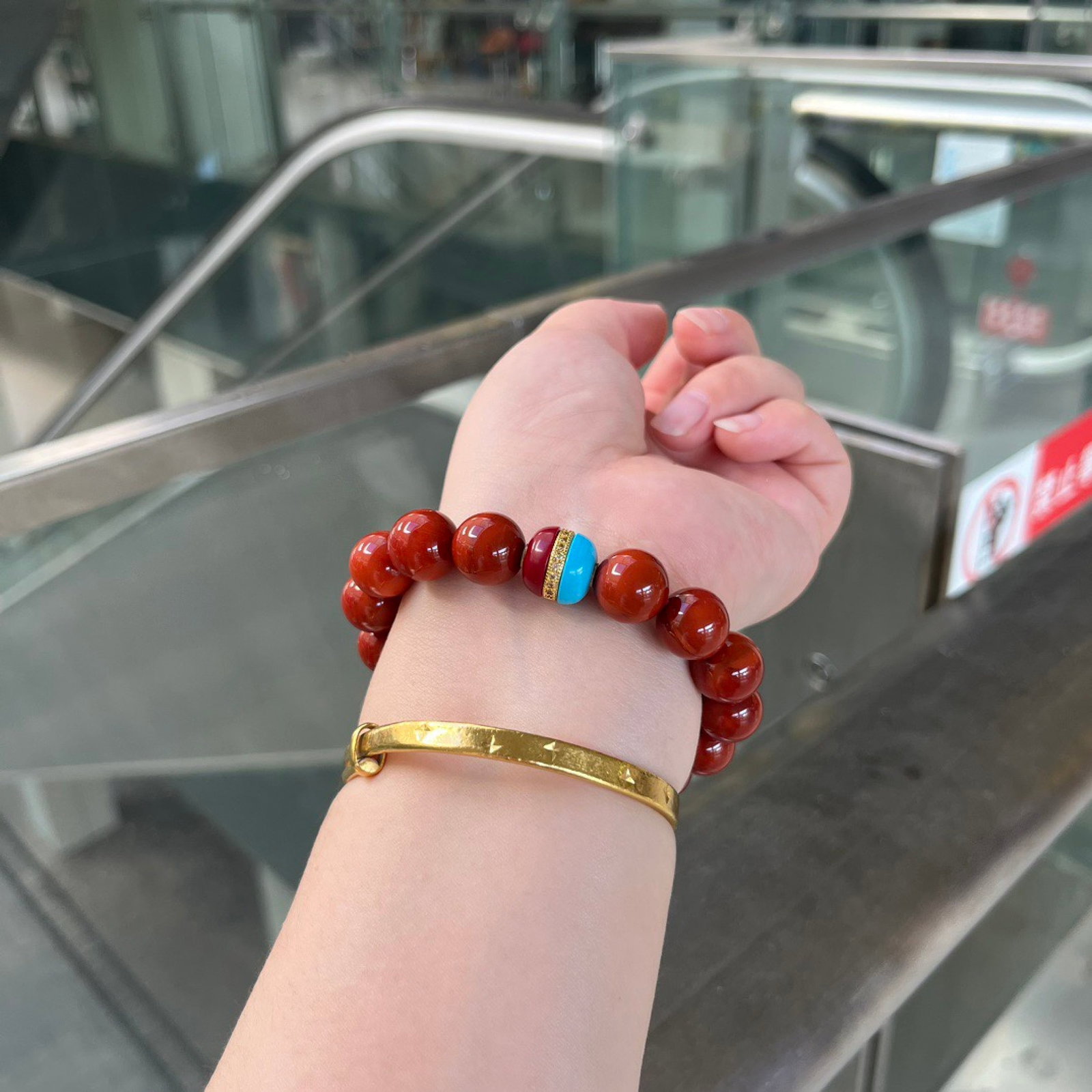 An Exquisite Agate Bracelets - 6