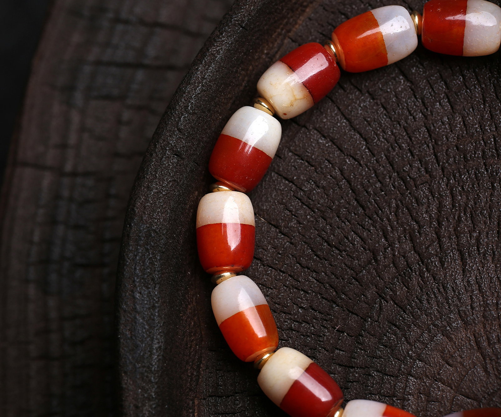 An Exquisite Agate Bracelets - 3