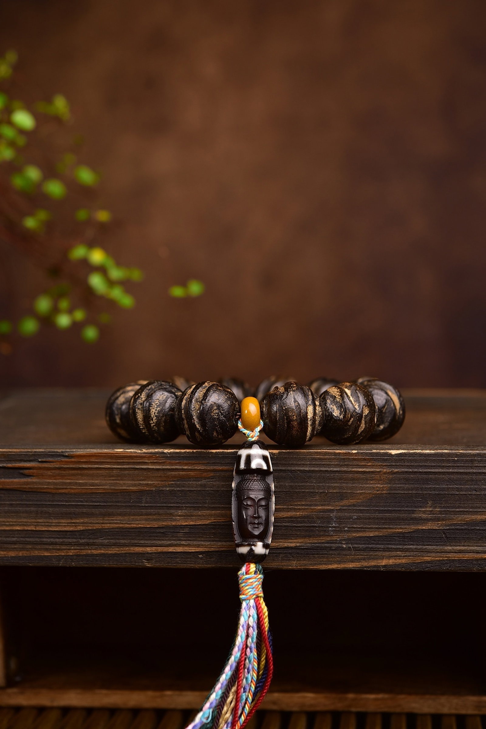 An Exquisite Eaglewood Bracelets - 3