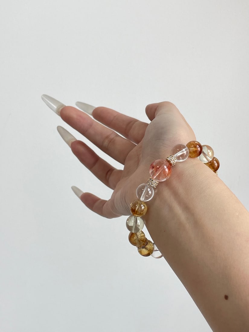 An Exquisite Crystal Bracelets - 10