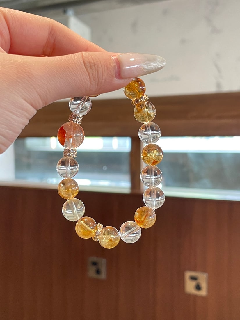 An Exquisite Crystal Bracelets - 13