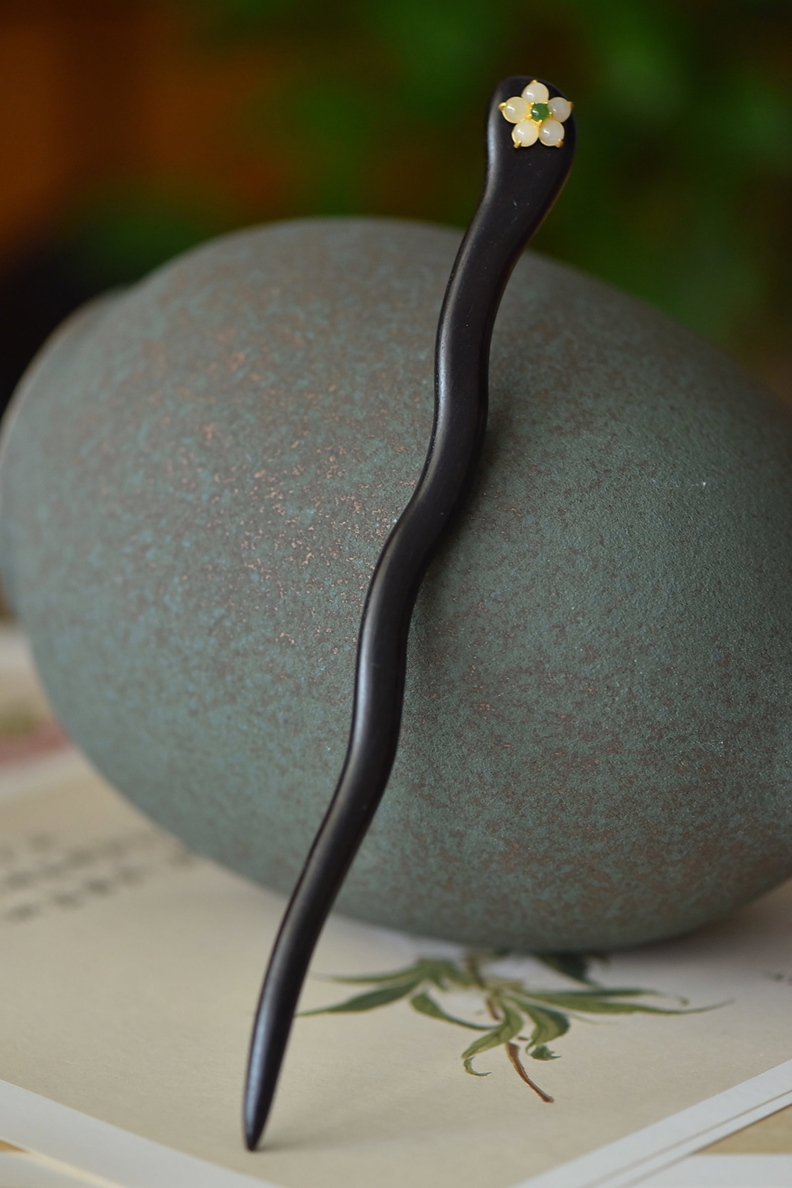 An Exquisite Sterling Silver-Gold Plated Inlaid White Jade Ebony Hairpin,Inlaid Jasper: An Exquisite Sterling Silver-Gold Plated Inlaid White Jade Ebony Hairpin,Inlaid Jasper,Size:4mmx4mm 纯银镀金镶白玉黑檀木发簪,