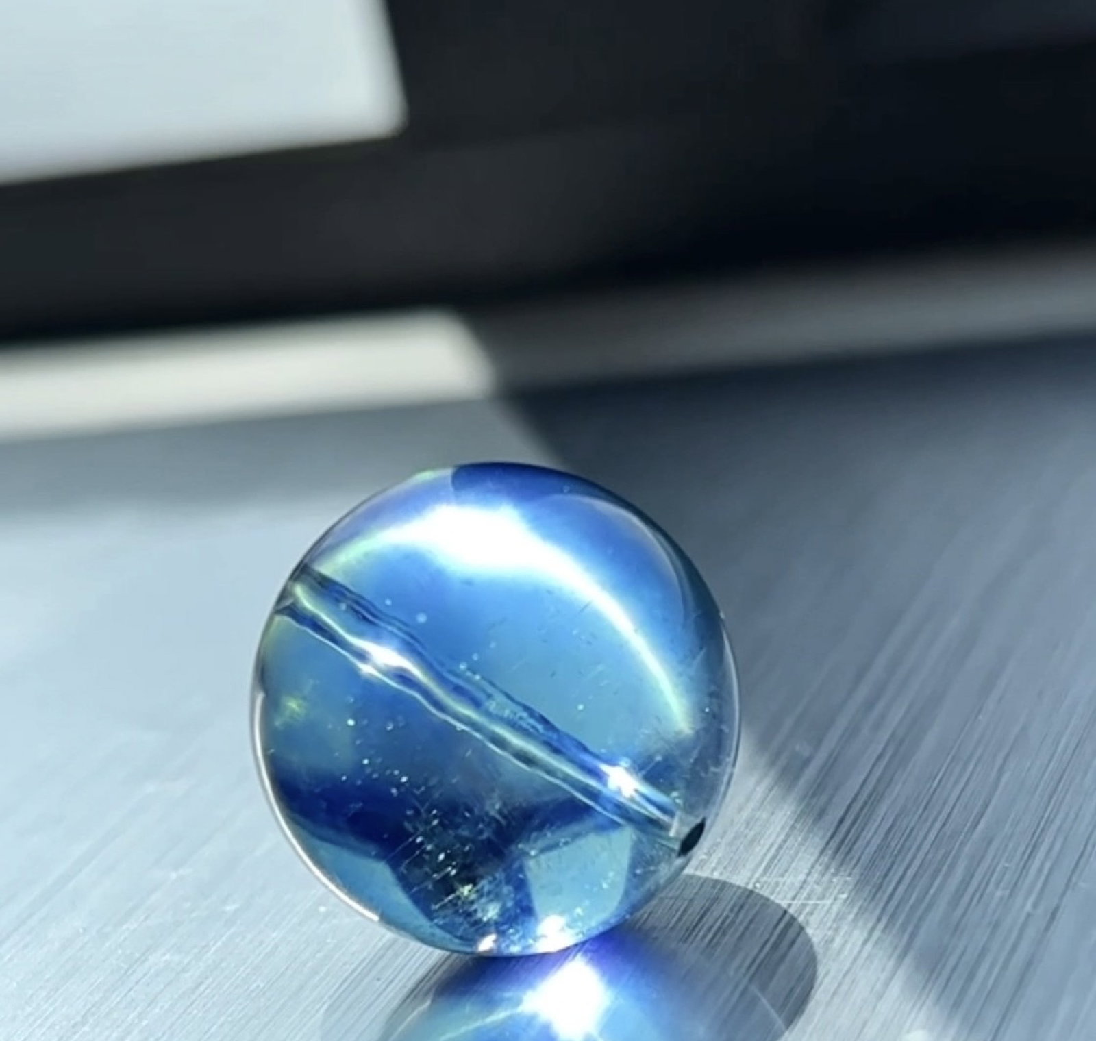 An Exquisite Aquamarine Bead: An Exquisite Aquamarine Bead,Size:18.5mm,Weight:8.9g 海蓝宝珠子