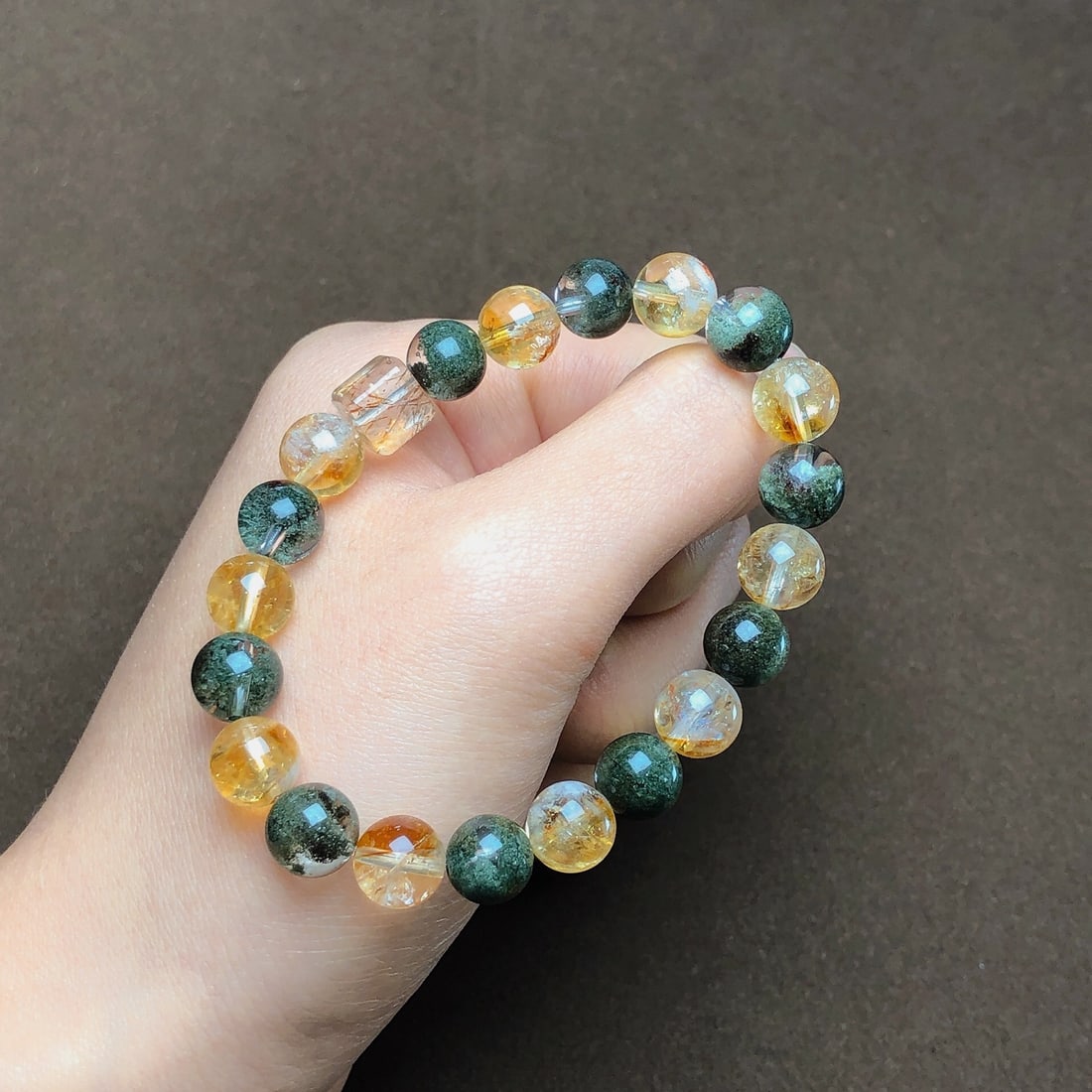An Exquisite Crystal Bracelets - 2