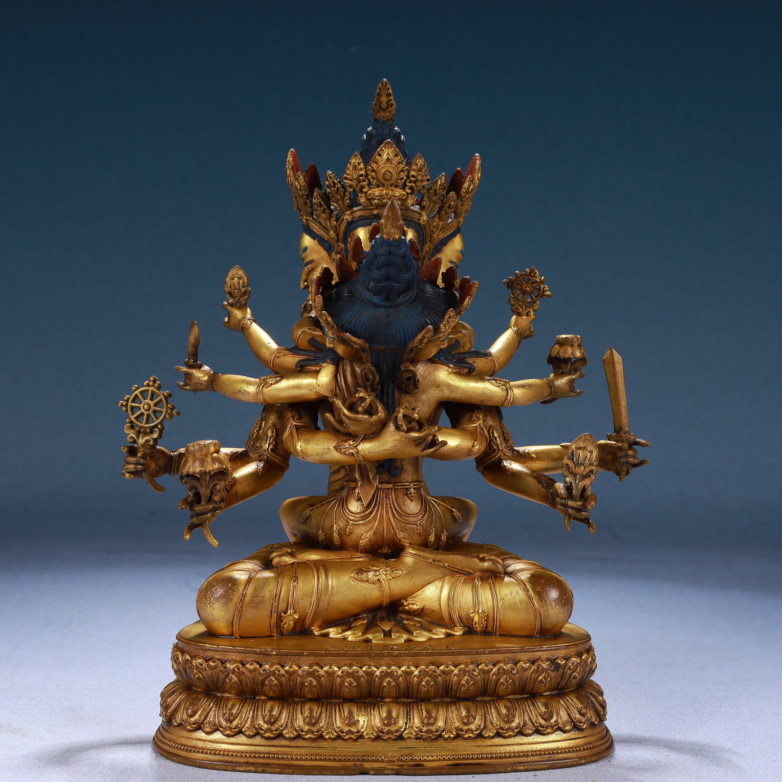 A Solemn Gilt Bronze Statue of Vajra: A Solemn Gilt Bronze Statue of Vajra,Qing Dynasty, China,Qianlong Mark,Size:5.9inx3.9inx8.7in,Weight:2350g 铜鎏金金刚像,中国清代,乾