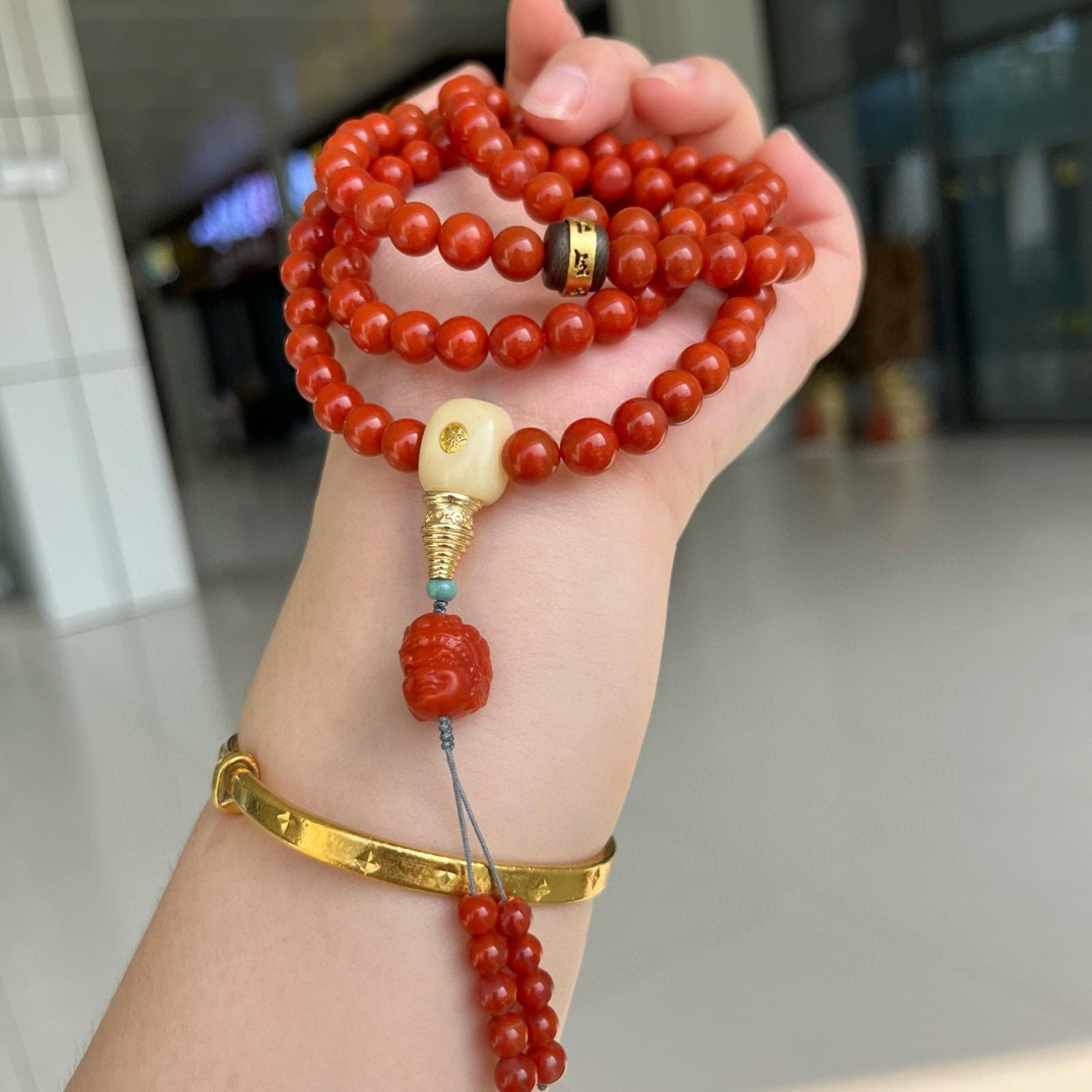 An Exquisite Agate Bracelets - 3
