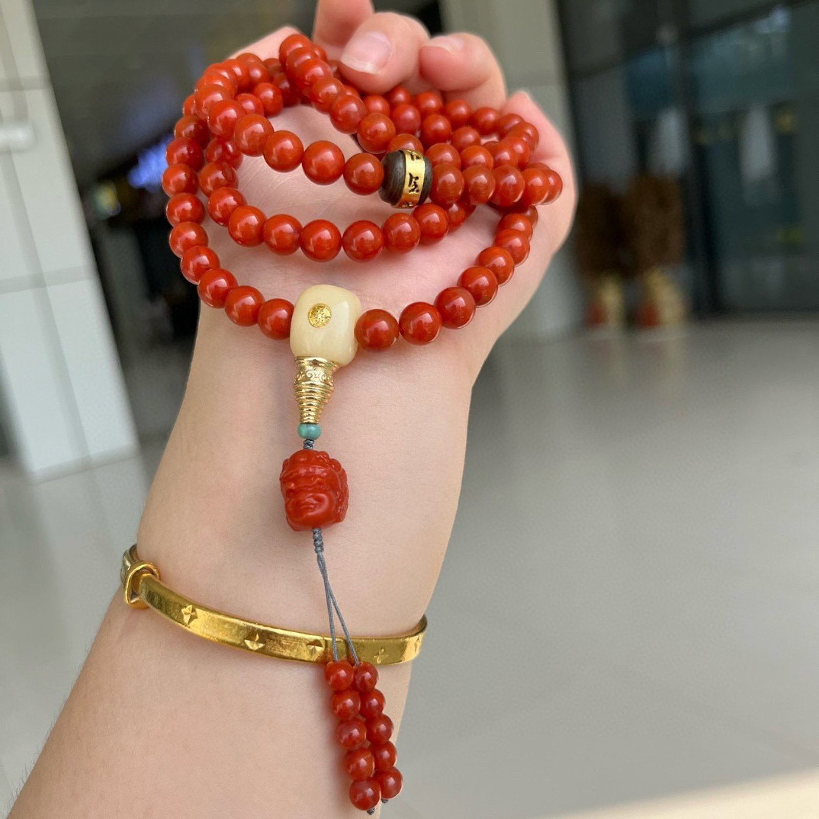 An Exquisite Agate Bracelets - 5