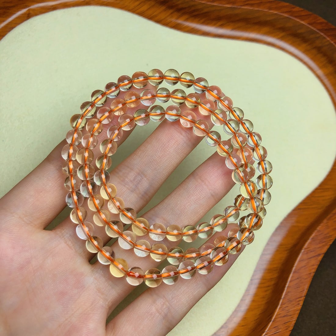 An Exquisite Crystal Bracelets: An Exquisite Crystal Bracelets,Size:5.7mm,Weight:24.5g 水晶手串