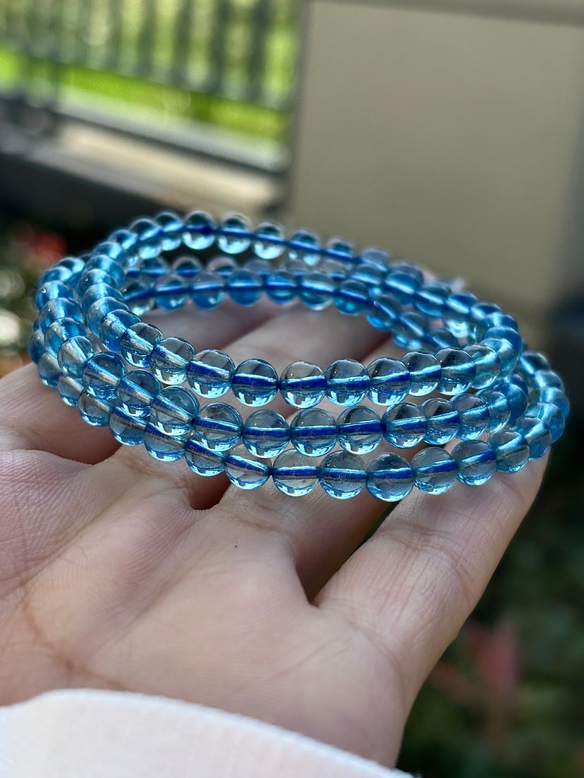 An Exquisite Aquamarine Bracelets: An Exquisite Aquamarine Bracelets,Size:5.7mm,Weight:24.6g 海蓝宝手串