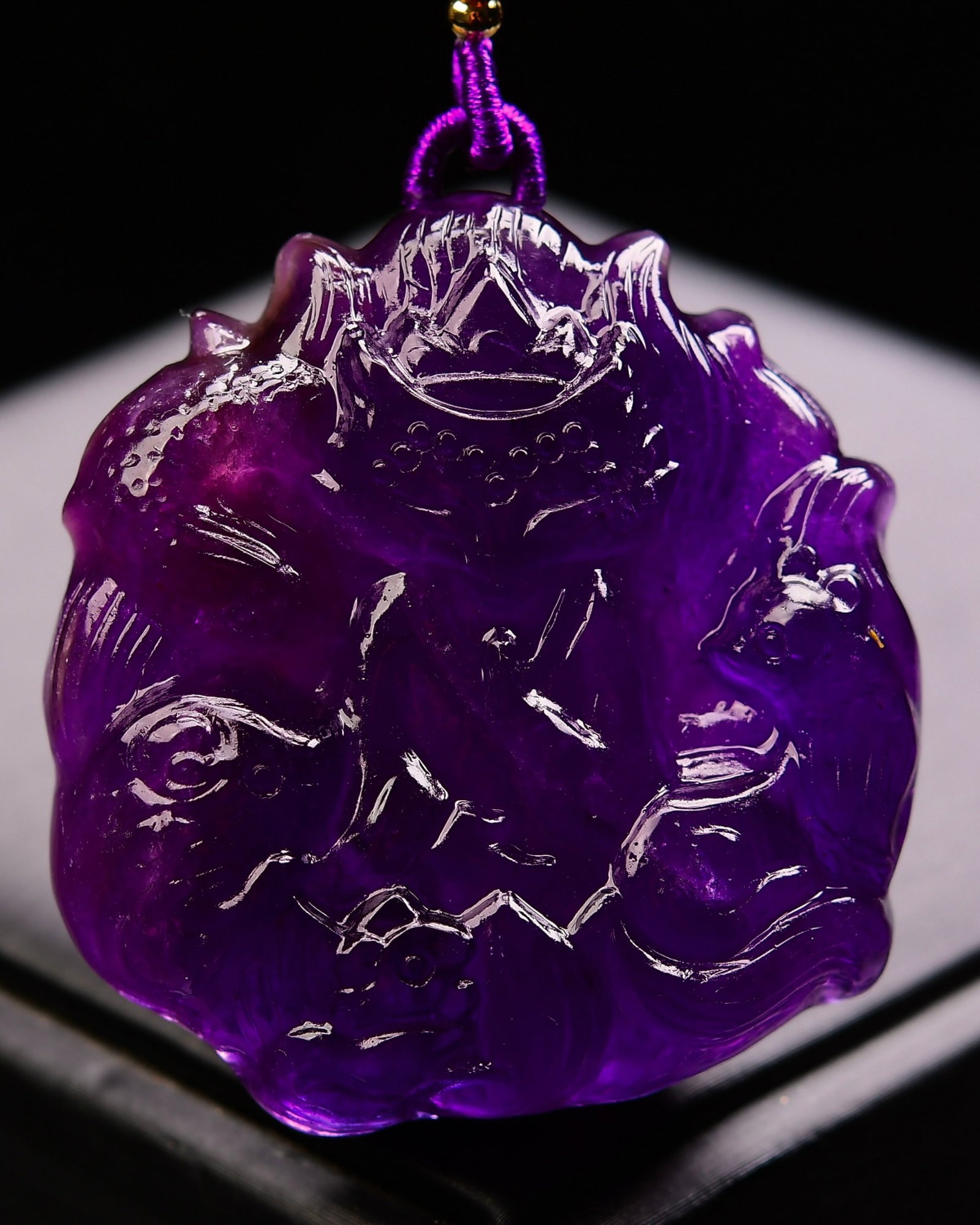 An Exquisite Crystal Fox Pendant: An Exquisite Crystal Fox Pendant,Size:47mmx46mmx14mm,Weight:69.8g 水晶狐狸吊坠 寓意:招财进财.避邪.转运&#