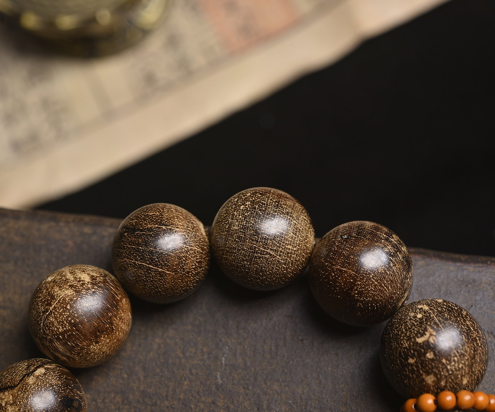 An Exquisite Eaglewood Bracelets - 5