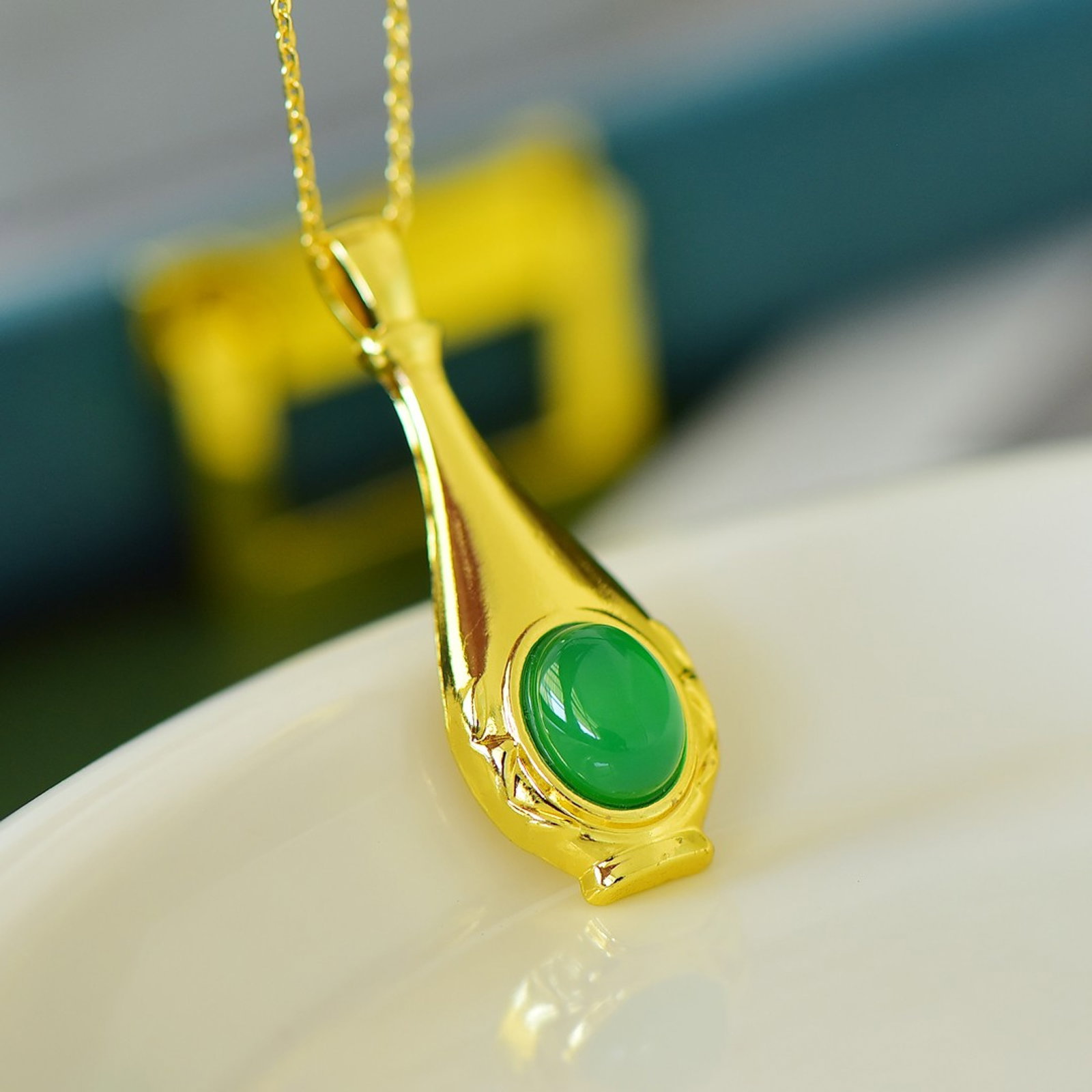 An Exquisite Pendant - 3