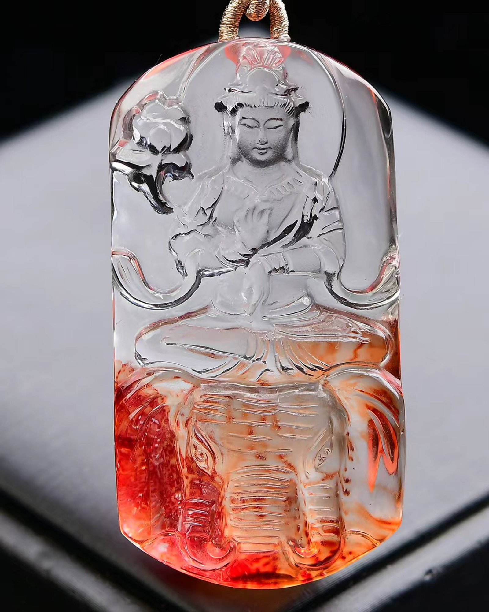 An Exquisite Crystal Statue of Samantabhadra Pattern Pendant: An Exquisite Crystal Statue of Samantabhadra Pattern Pendant,Size:57mmx30mmx16mm,Weight:81.5g 水晶普贤菩萨像纹吊坠