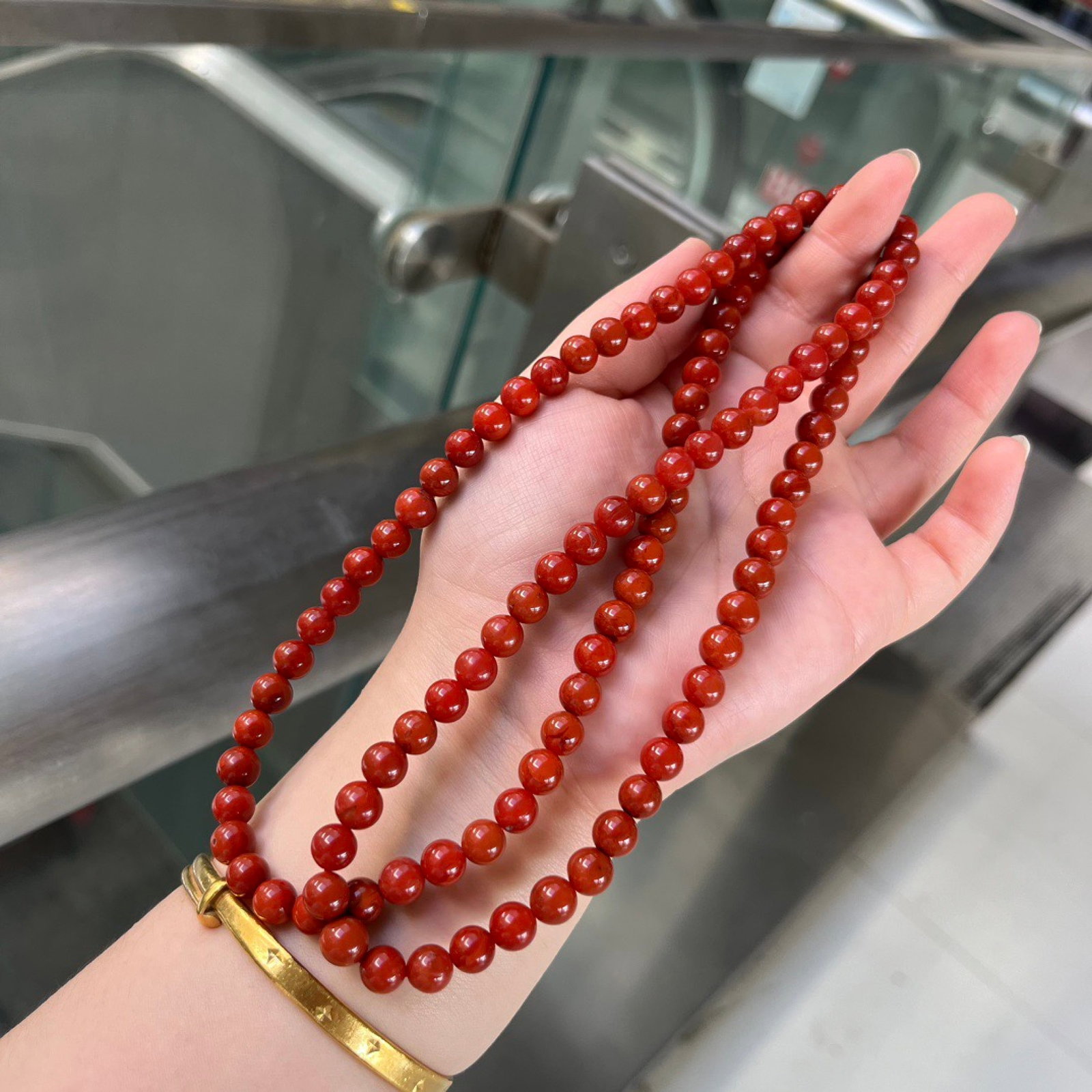 An Exquisite Agate Bracelets - 2