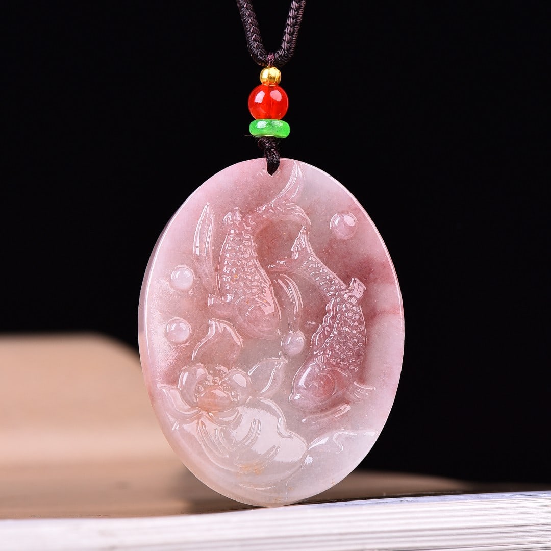 An Exquisite Jade Lotus and Fish Pattern Pendant: An Exquisite Jade Lotus and Fish Pattern Pendant,Size:35mmx51mm 寓意:寓意吉祥,干净完美 玉莲花鱼纹挂Ê